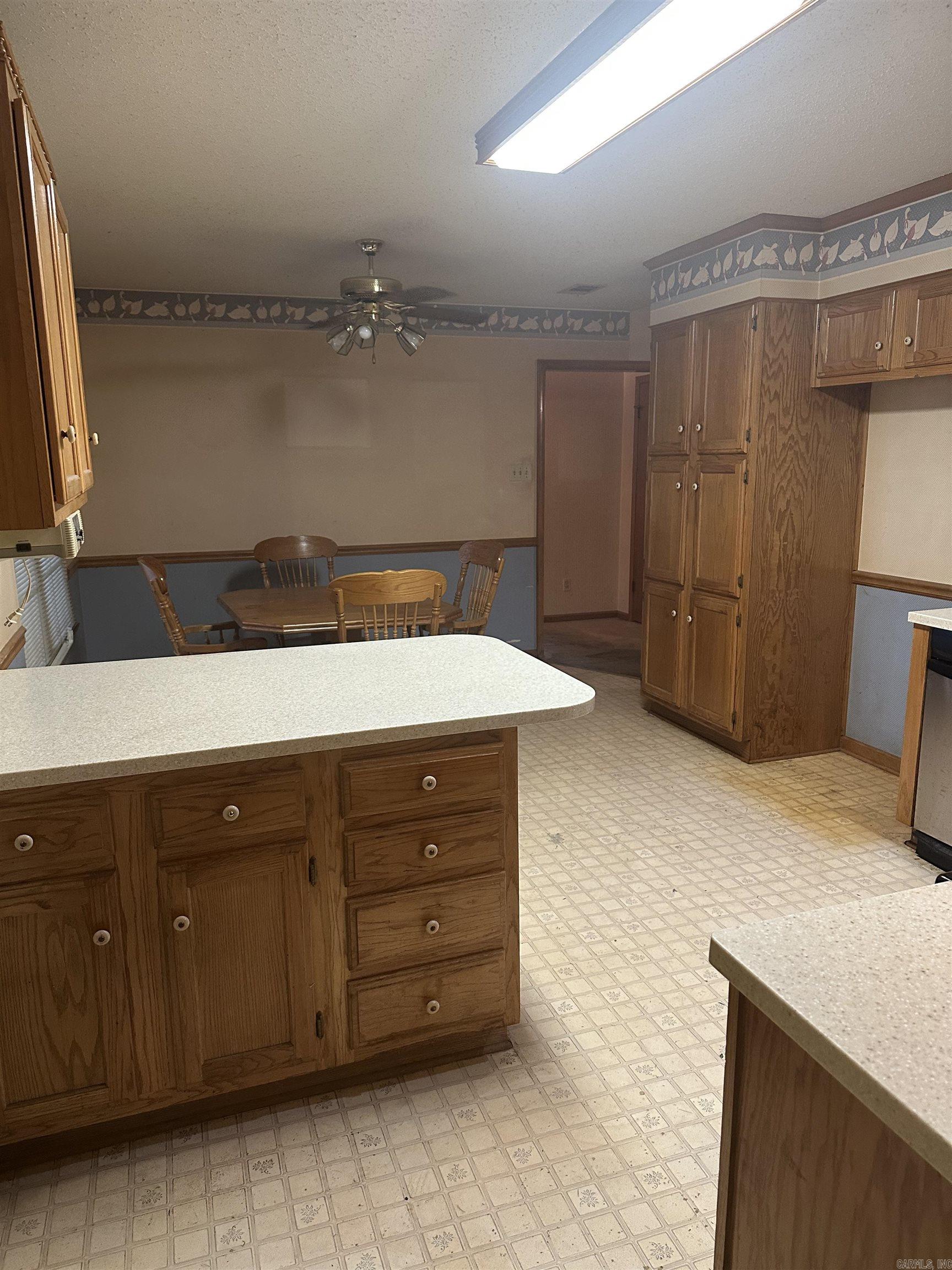 8508 EASY  Sherwood, AR