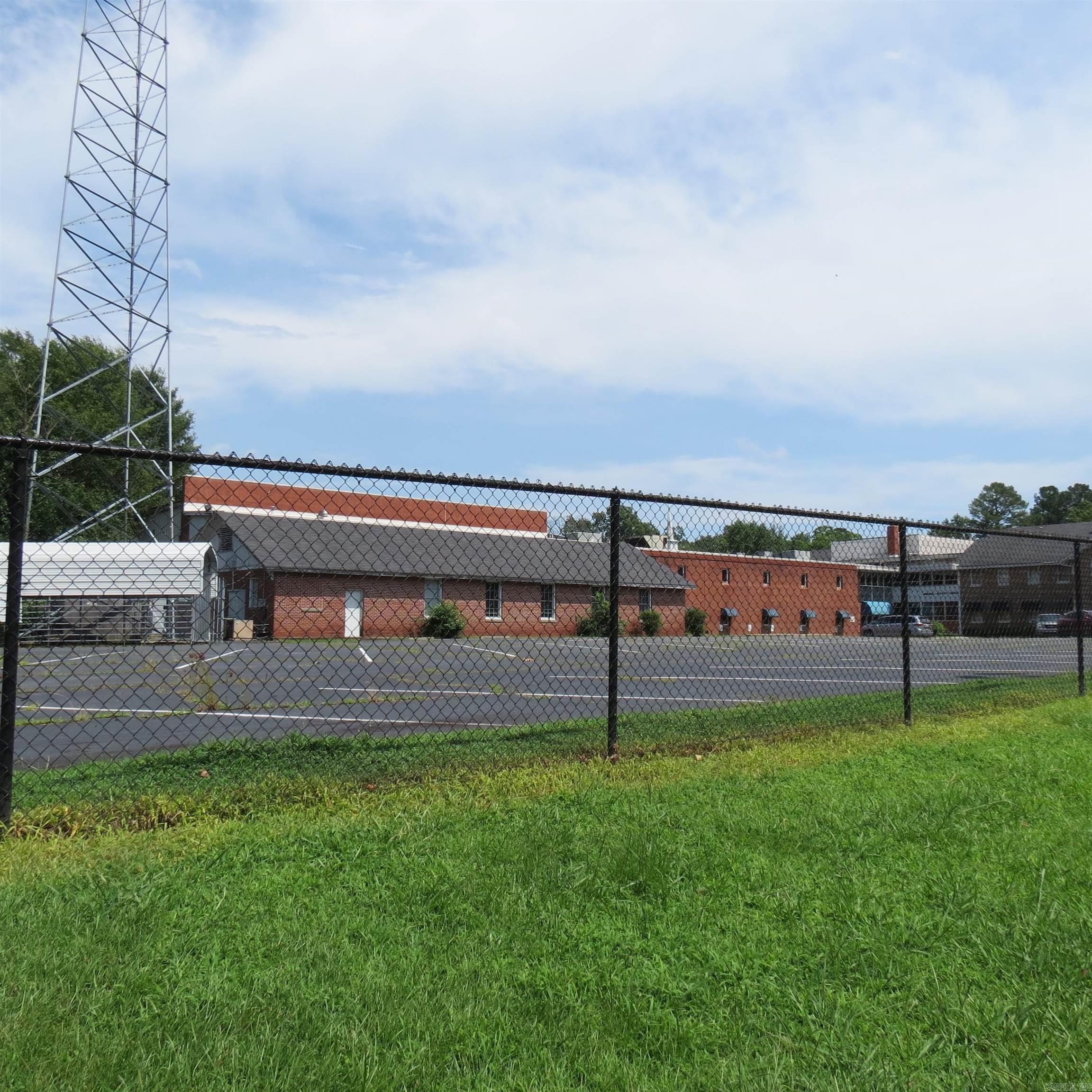 1801 W 17th  Pine Bluff, AR