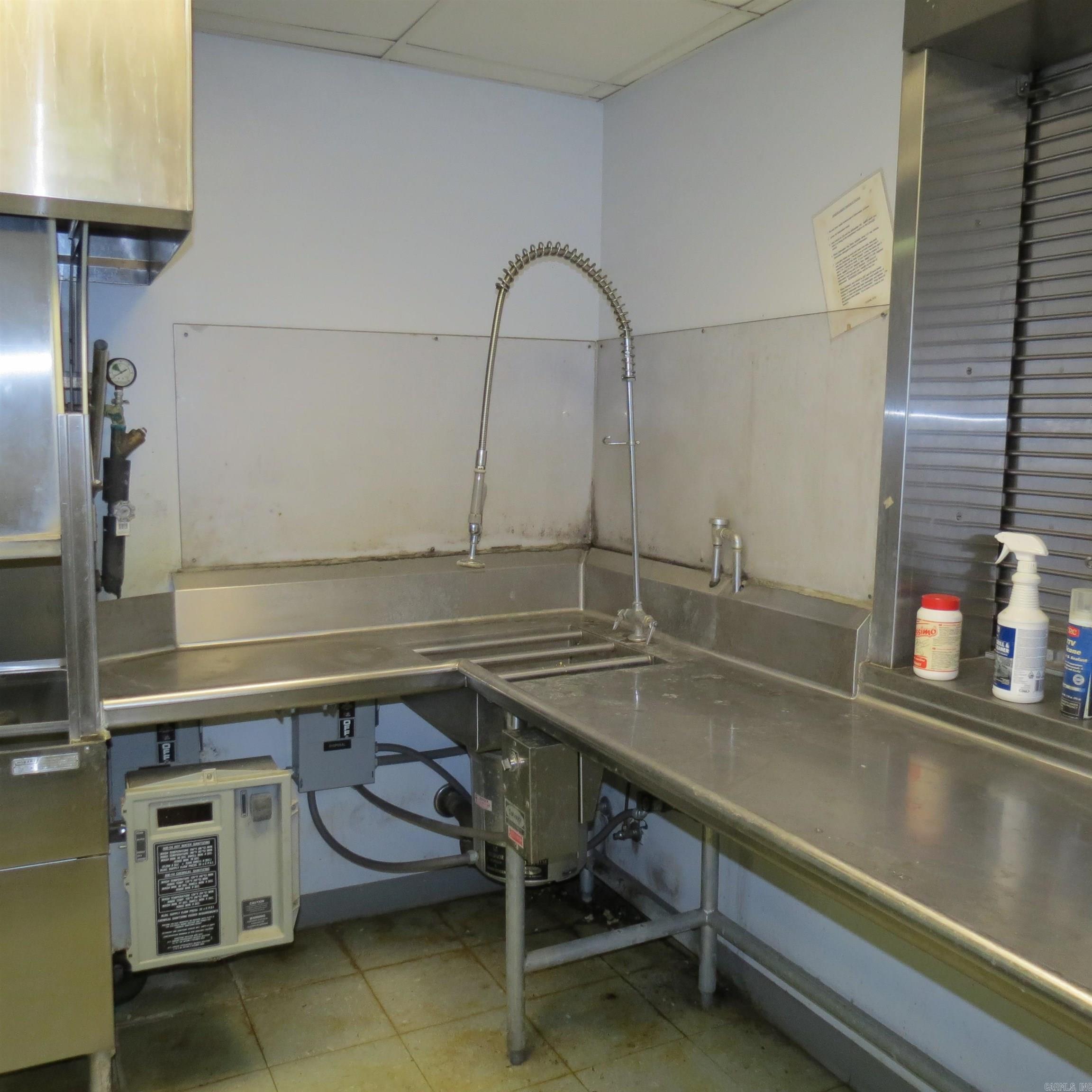 1801 W 17th  Pine Bluff, AR