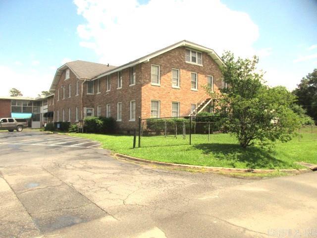 1801 W 17th  Pine Bluff, AR