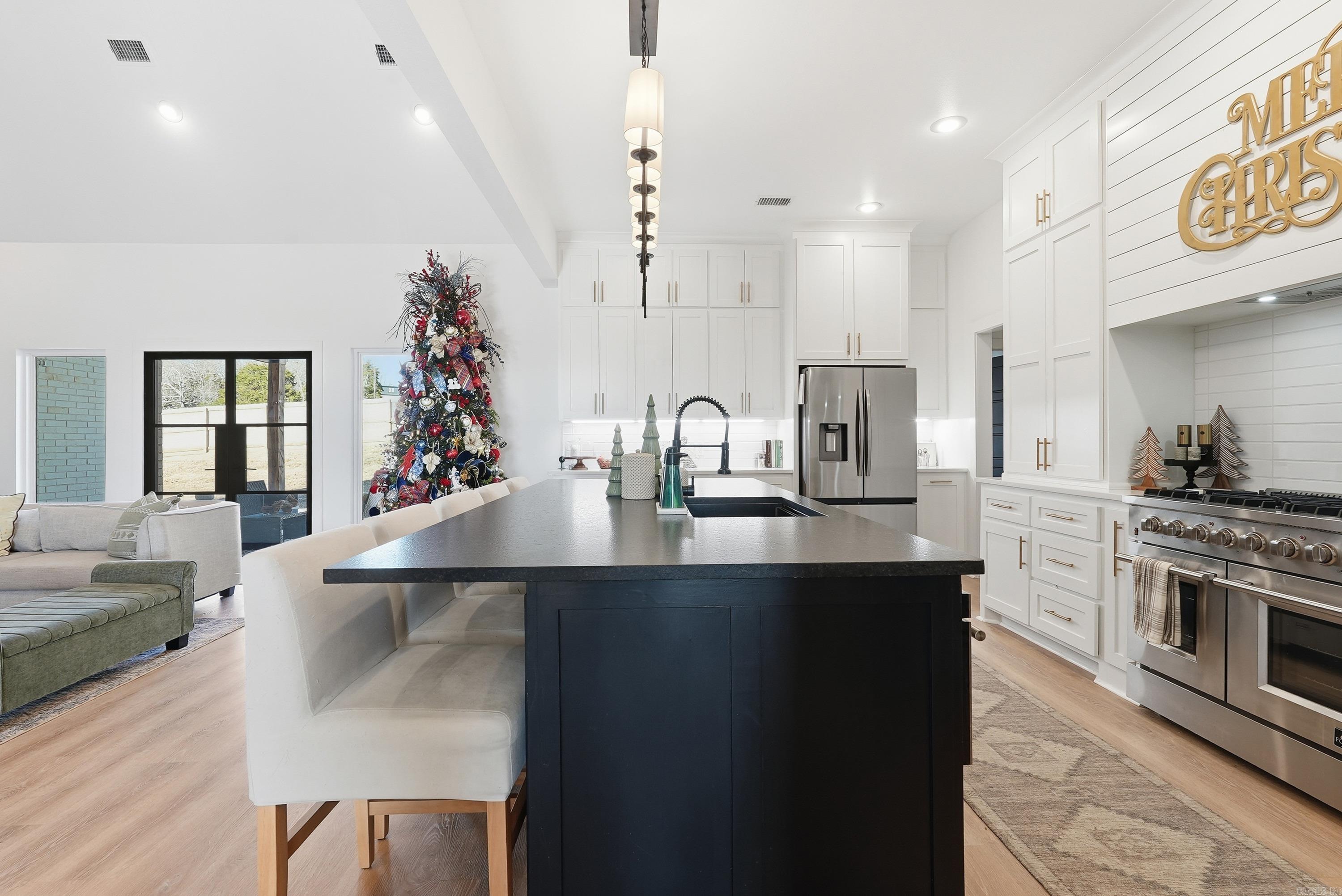 10 Beckett  Greenbrier, AR