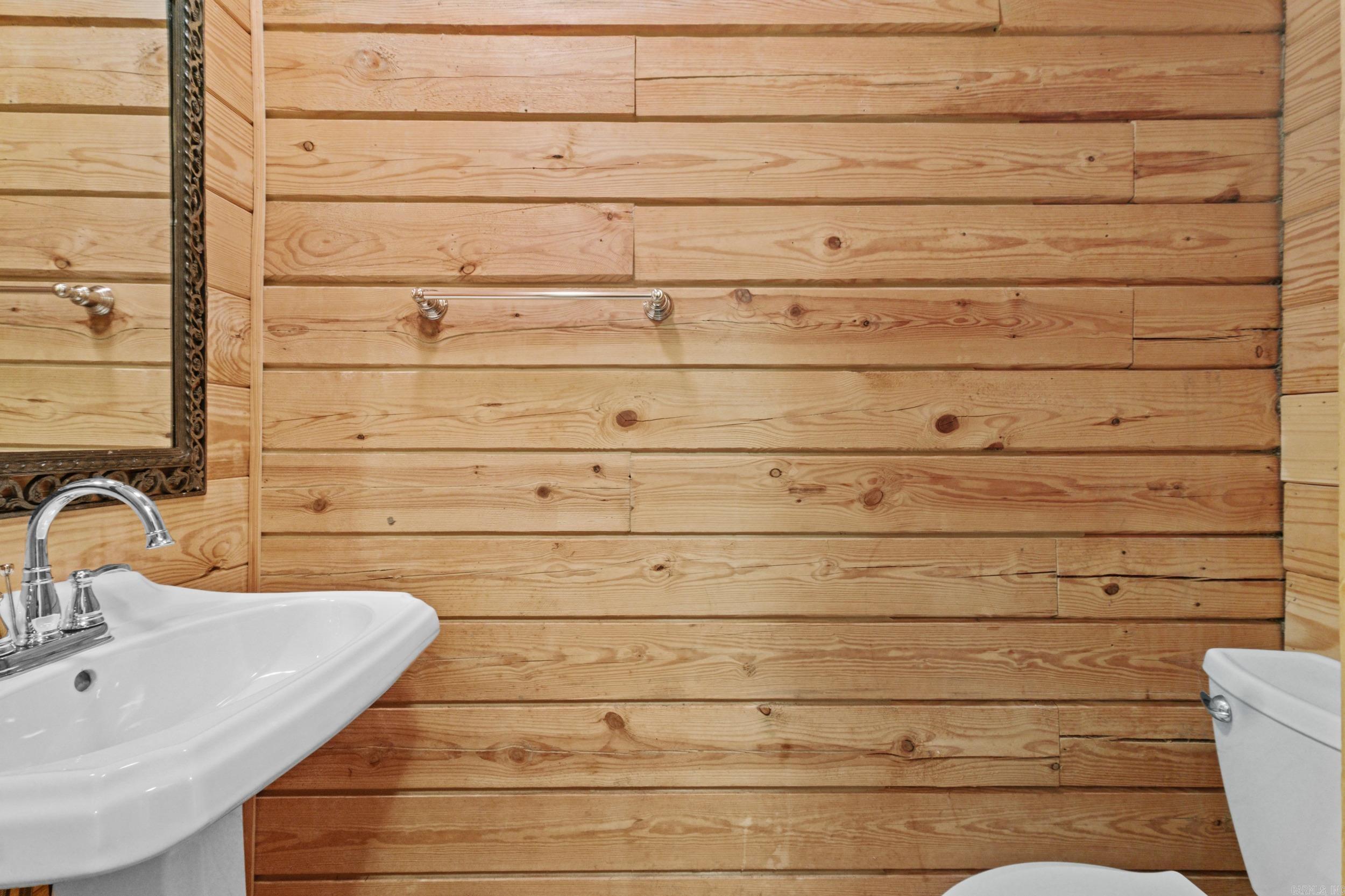 35 Sunshine  Greers Ferry, AR