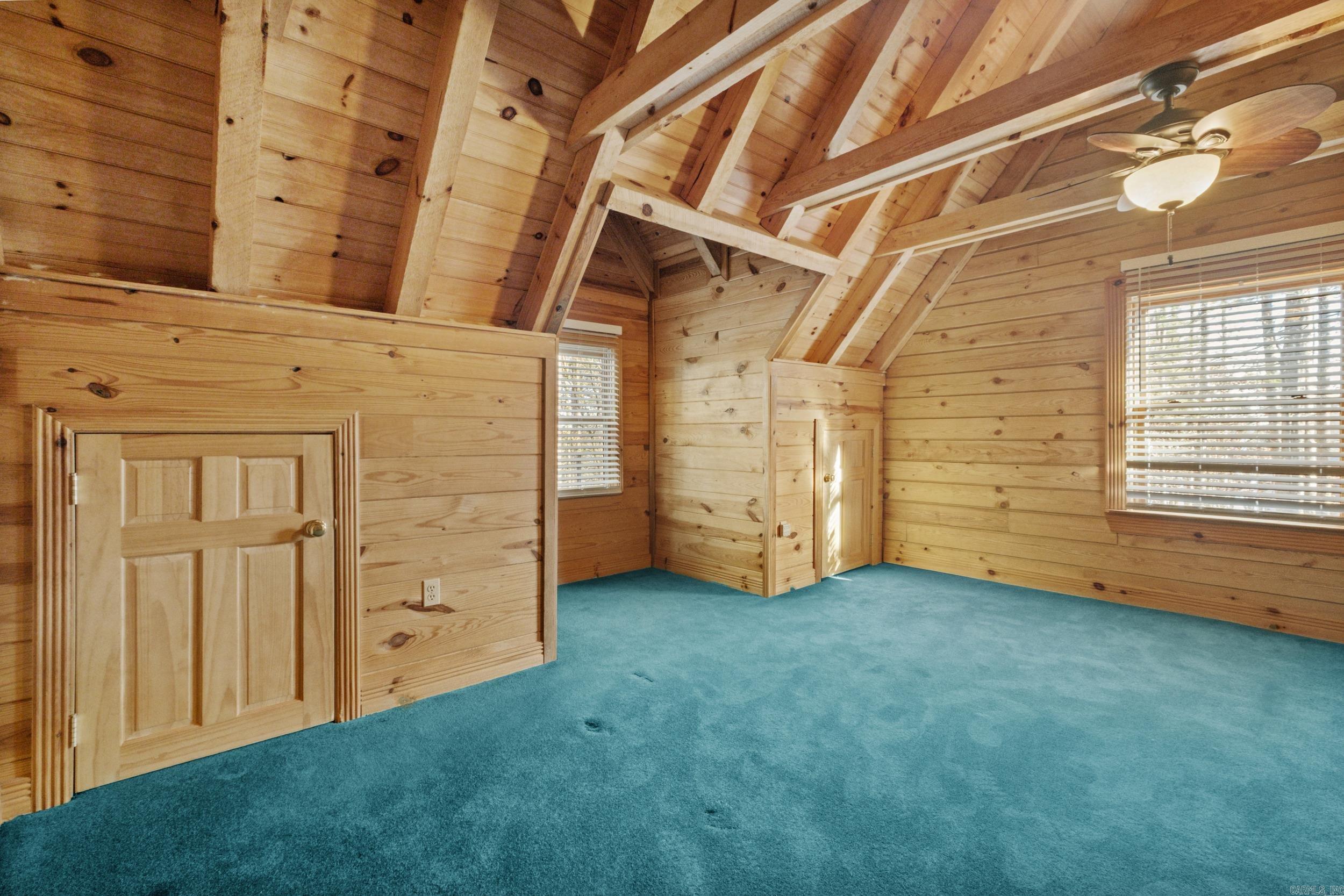 35 Sunshine Point Greers Ferry, AR 72067