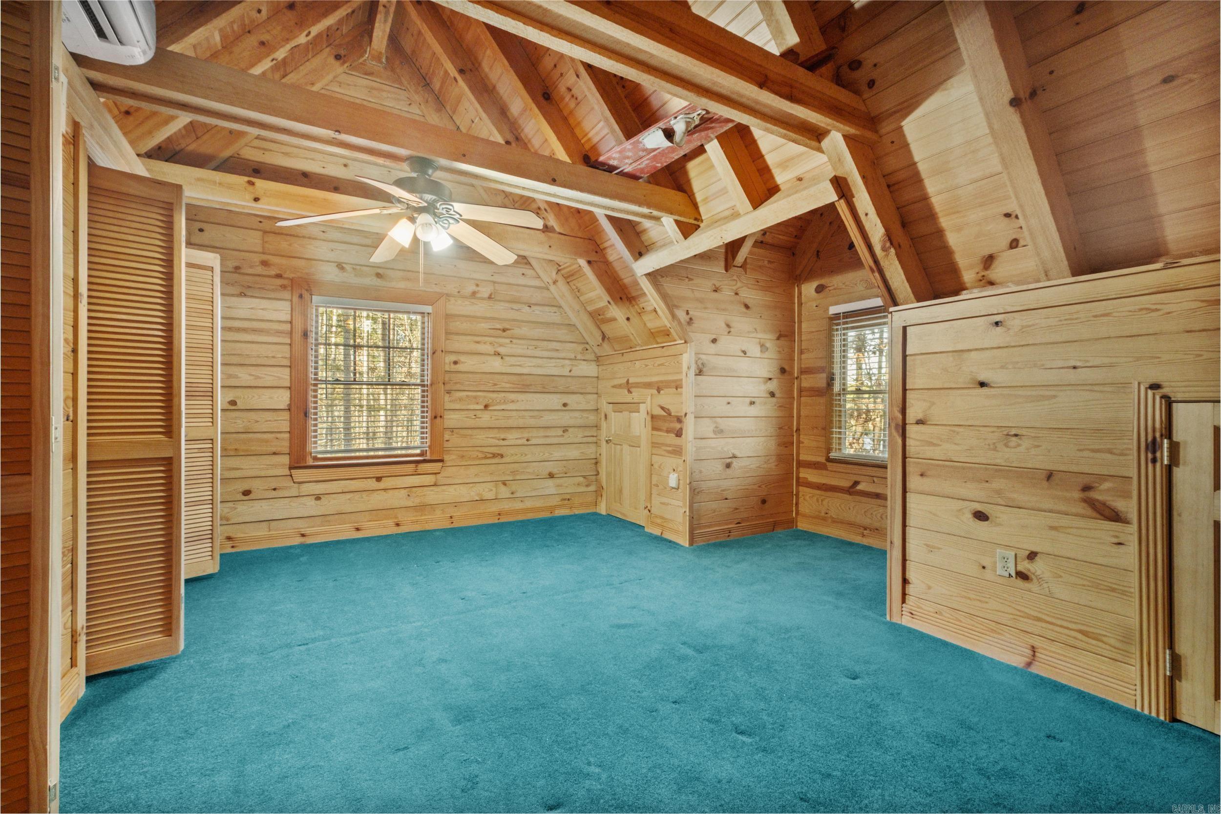 35 Sunshine Point Greers Ferry, AR 72067