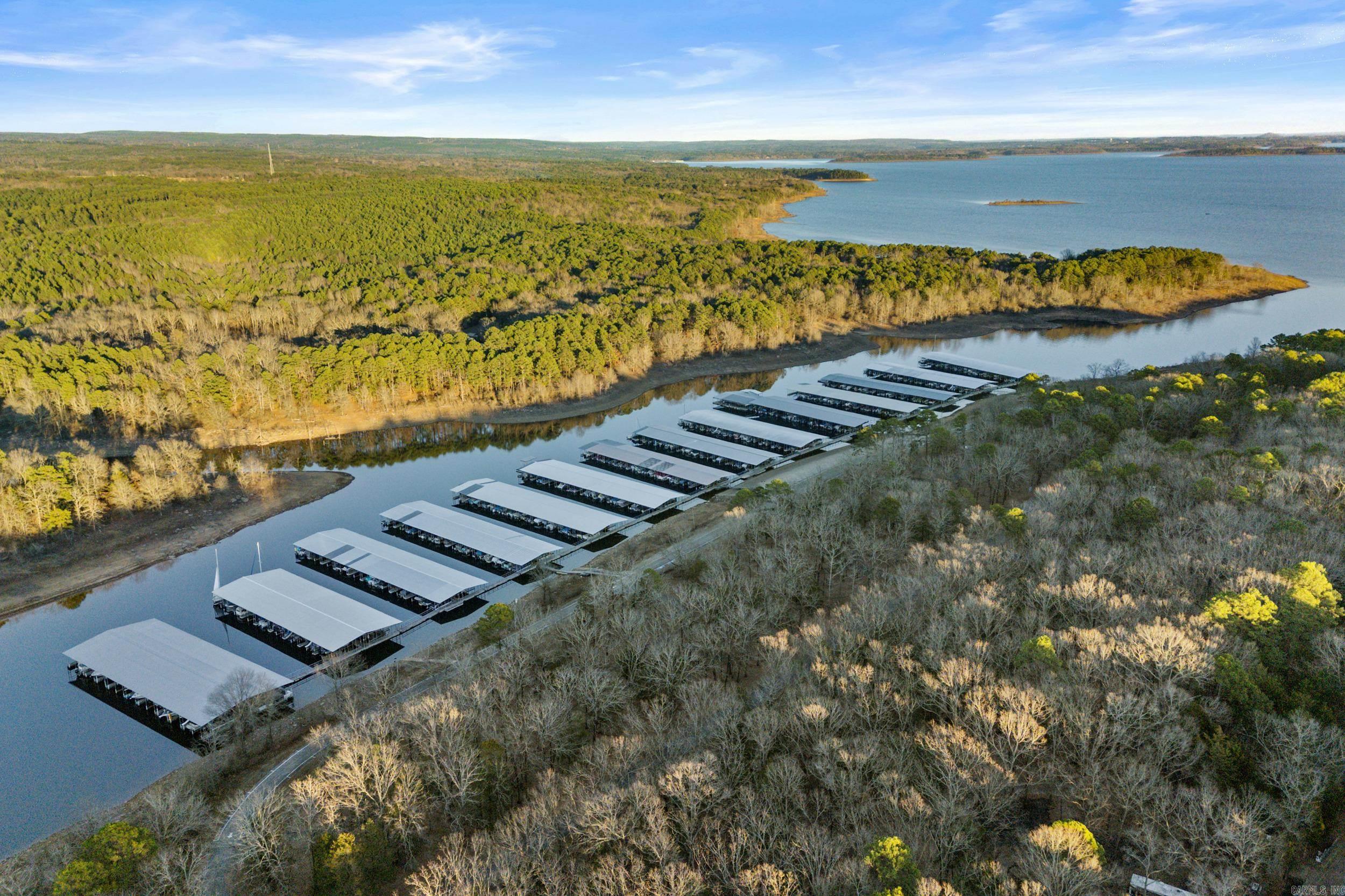 35 Sunshine  Greers Ferry, AR