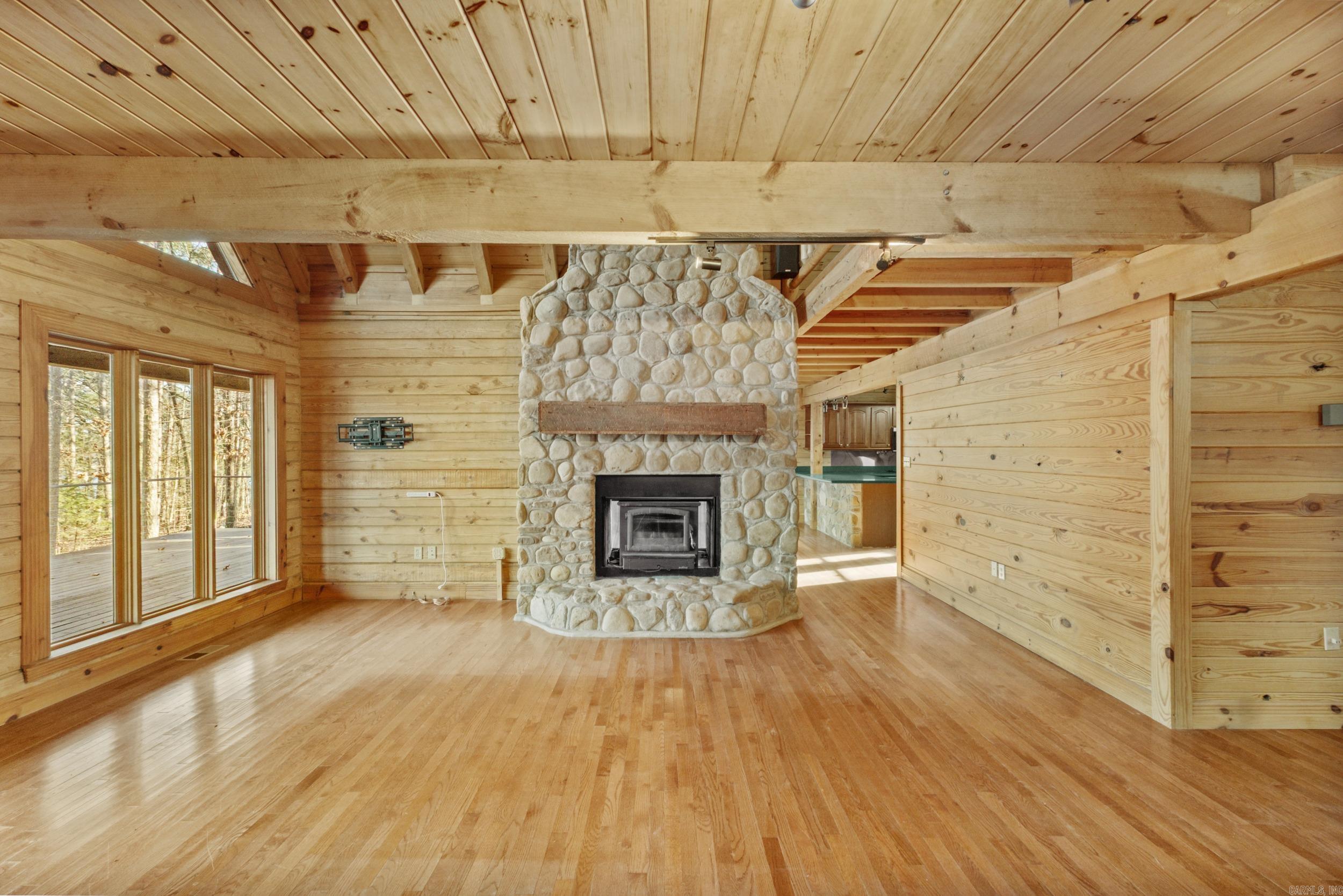 35 Sunshine  Greers Ferry, AR