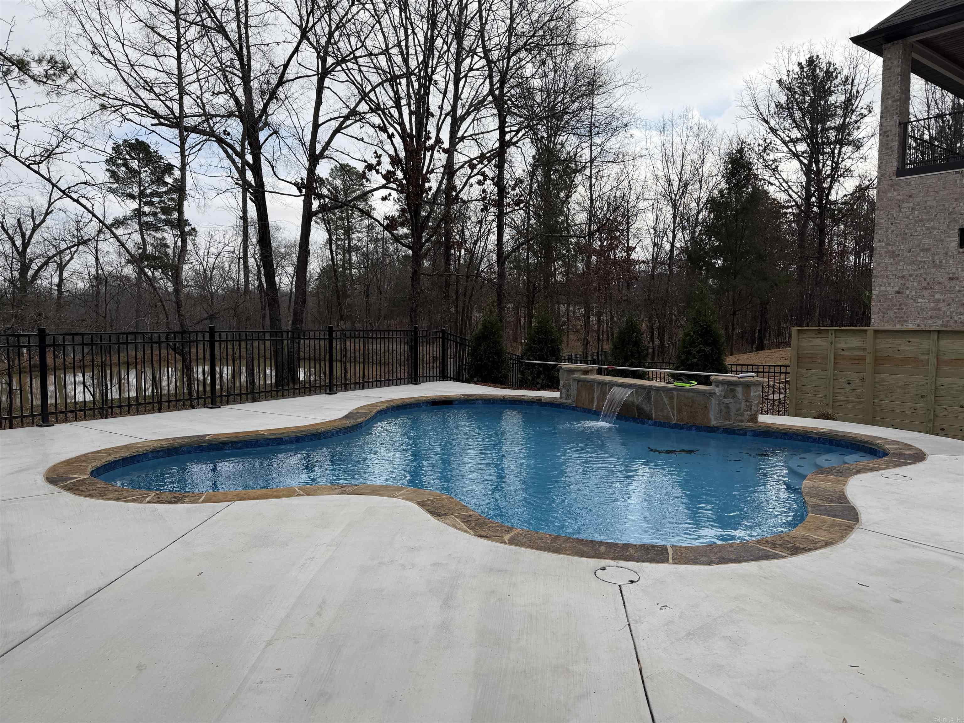 207 Shagbark Trail Maumelle, AR 72113