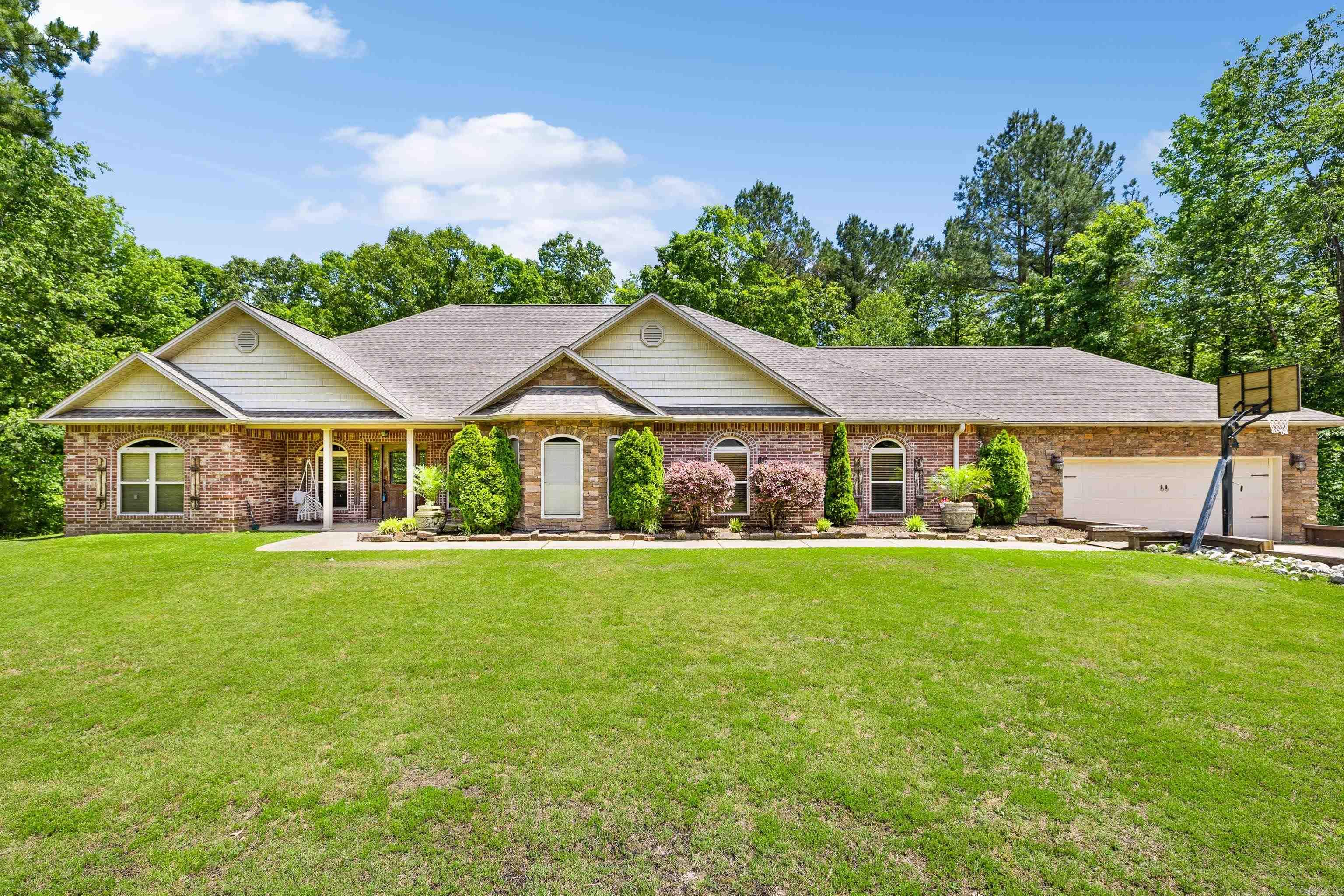 402 Demuth  Benton, AR