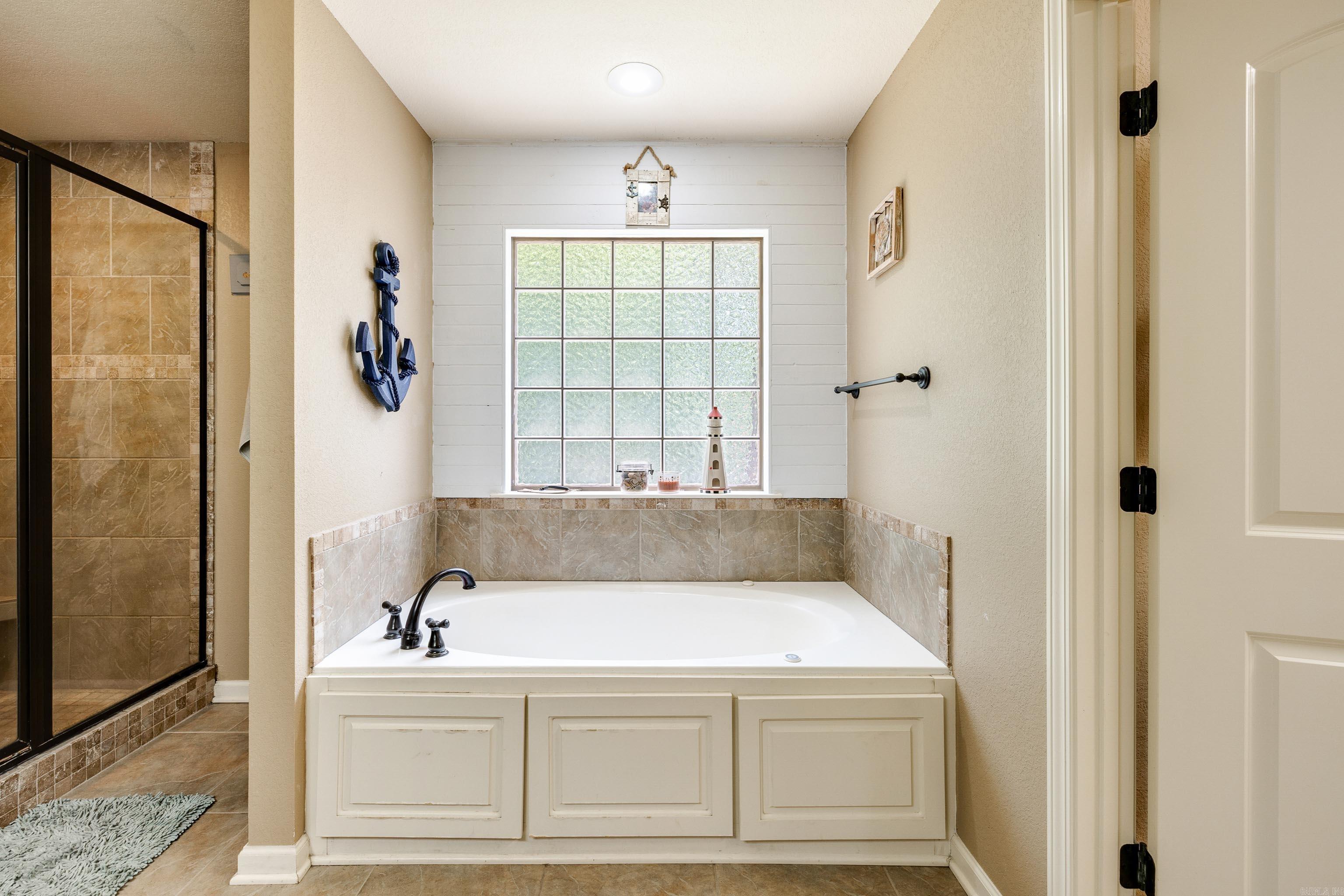 402 Demuth  Benton, AR