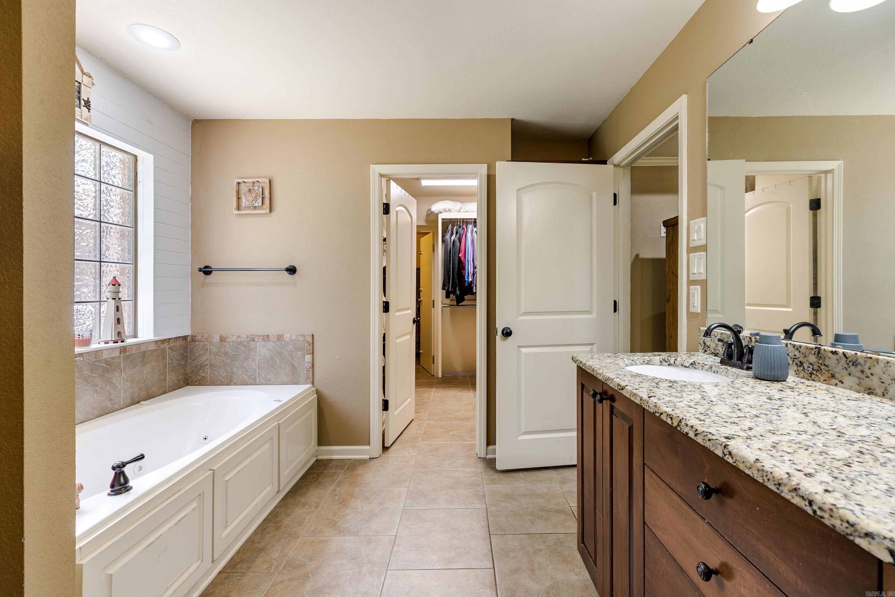 402 Demuth  Benton, AR