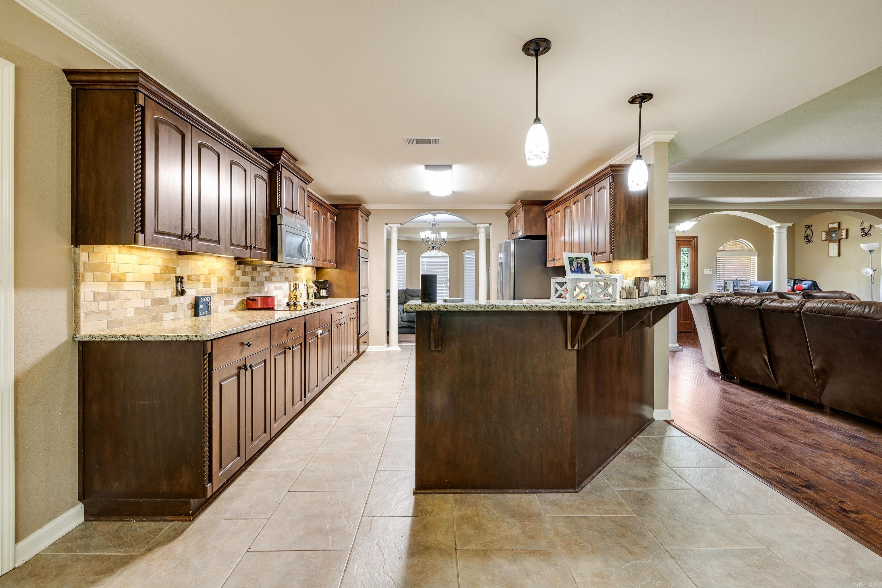 402 Demuth  Benton, AR