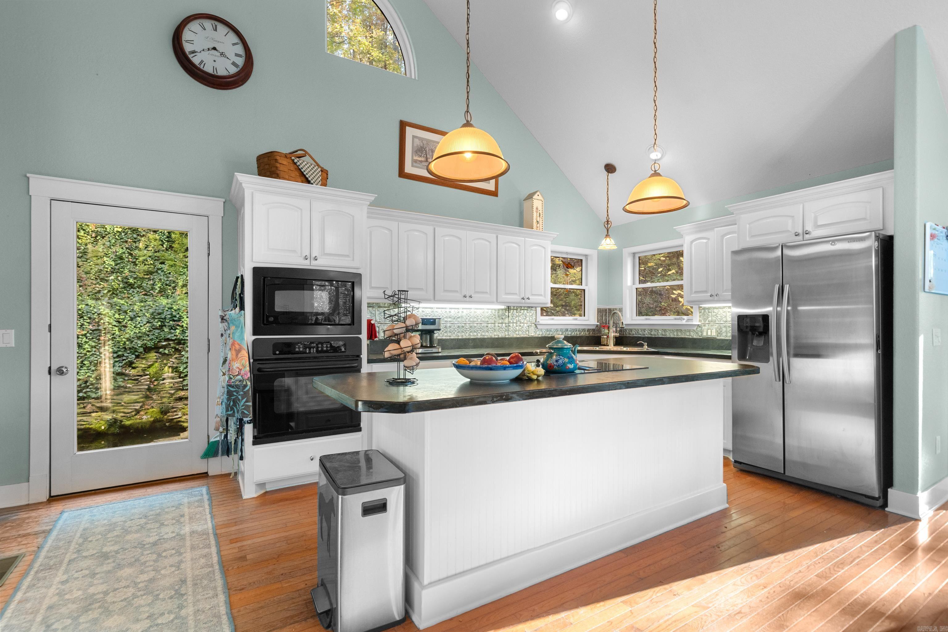 175 Appaloosa Trail  Hot Springs, AR