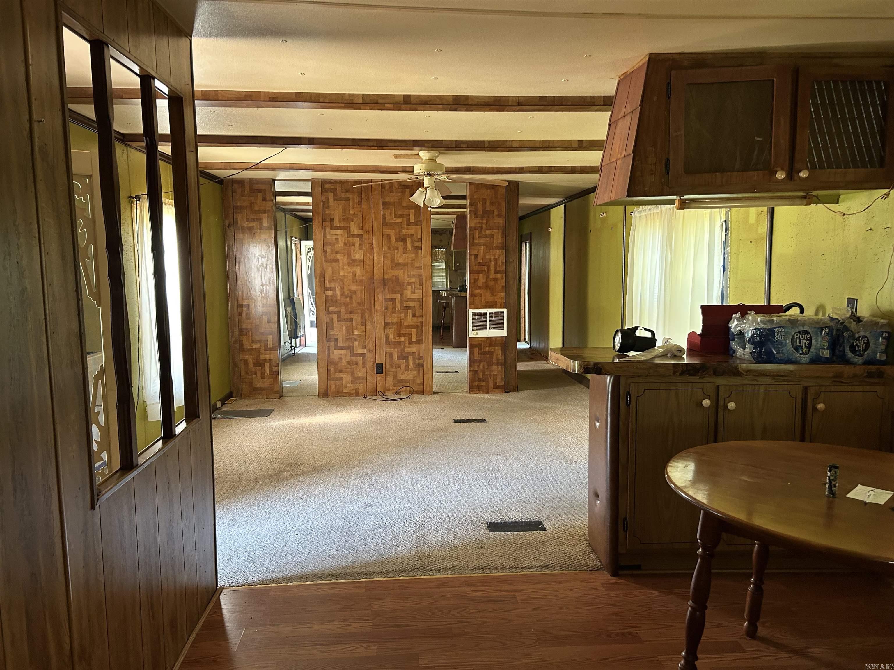 175 Achy Breaky  Greers Ferry, AR