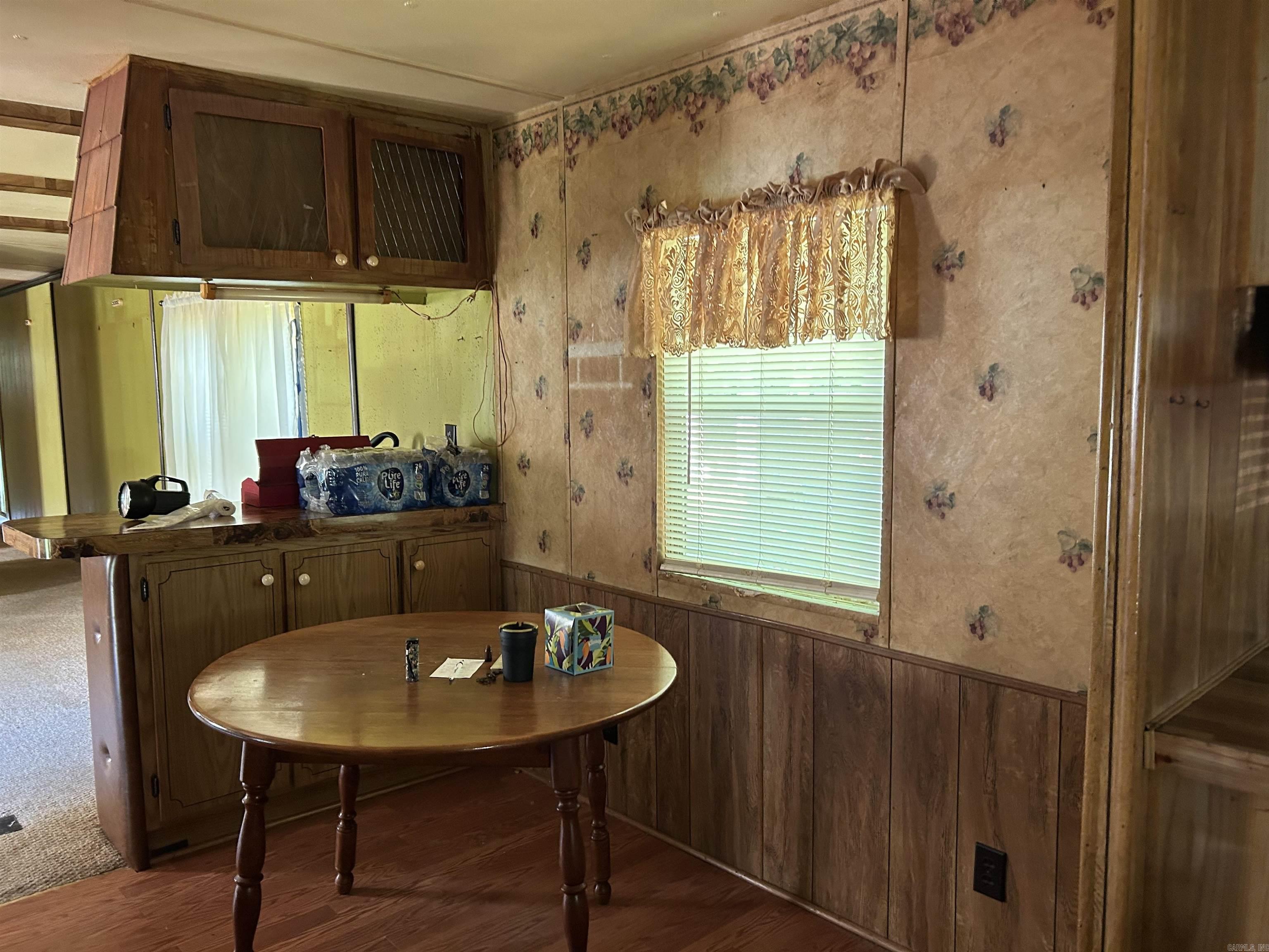 175 Achy Breaky  Greers Ferry, AR