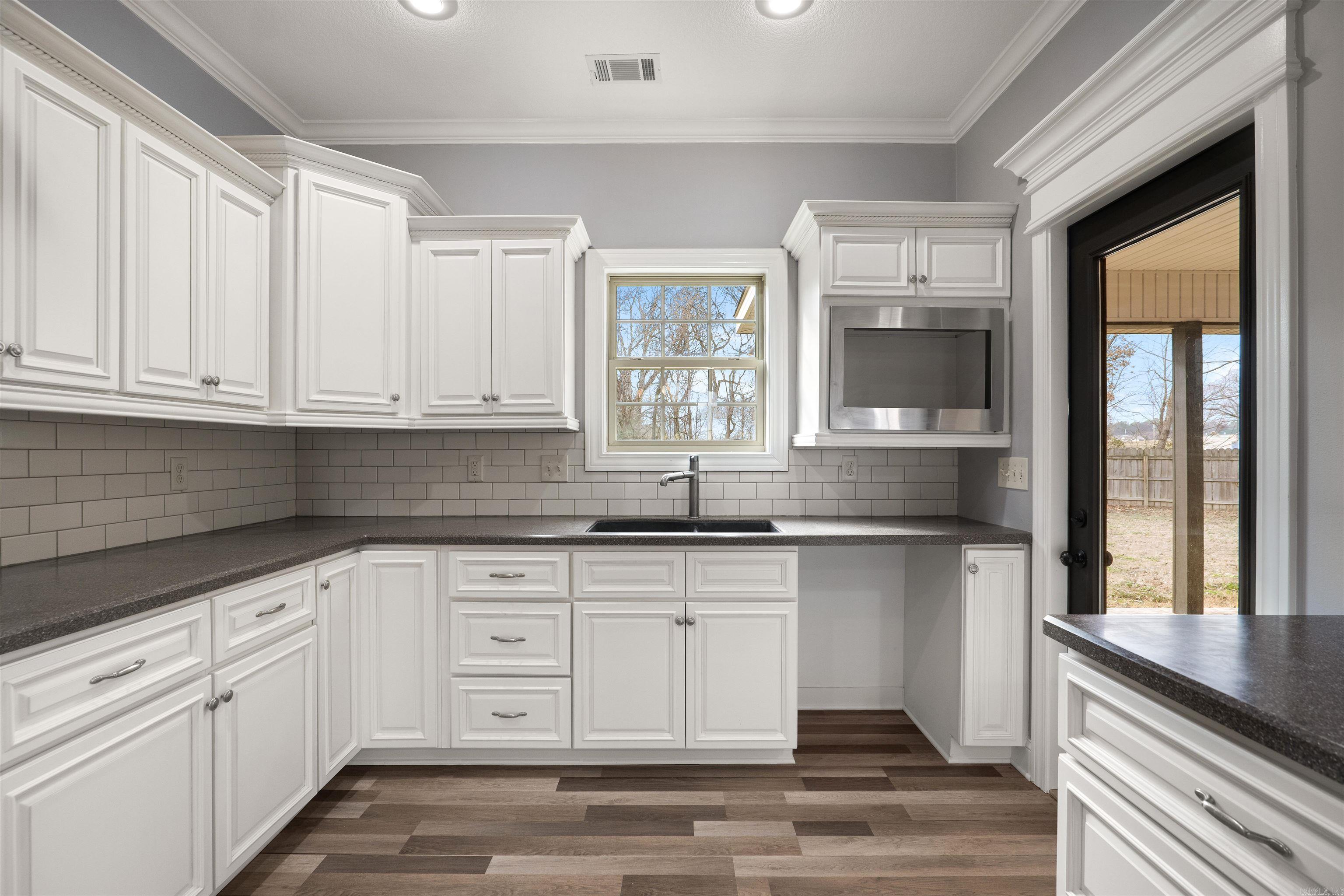 5457 Viney Creek Cove Jonesboro, AR 72404