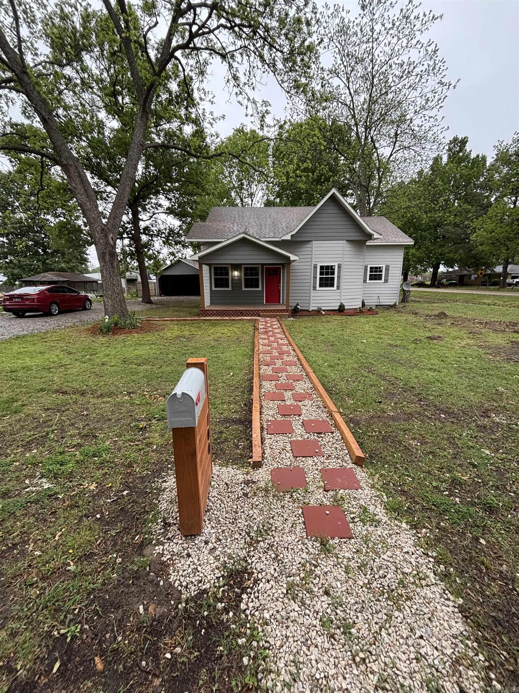 100 Coldren Street Parkin, AR 72373