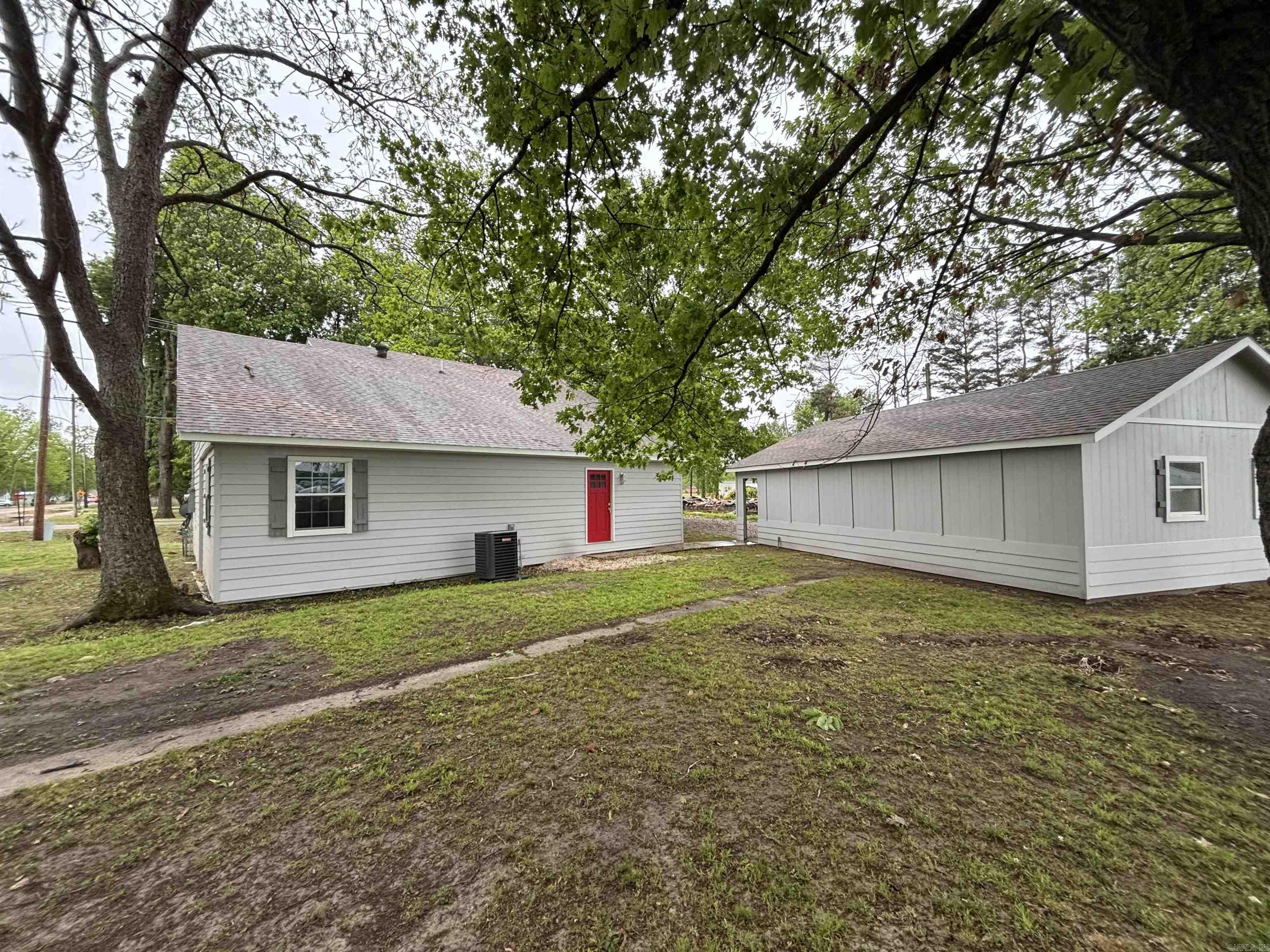 100 Coldren Street Parkin, AR 72373
