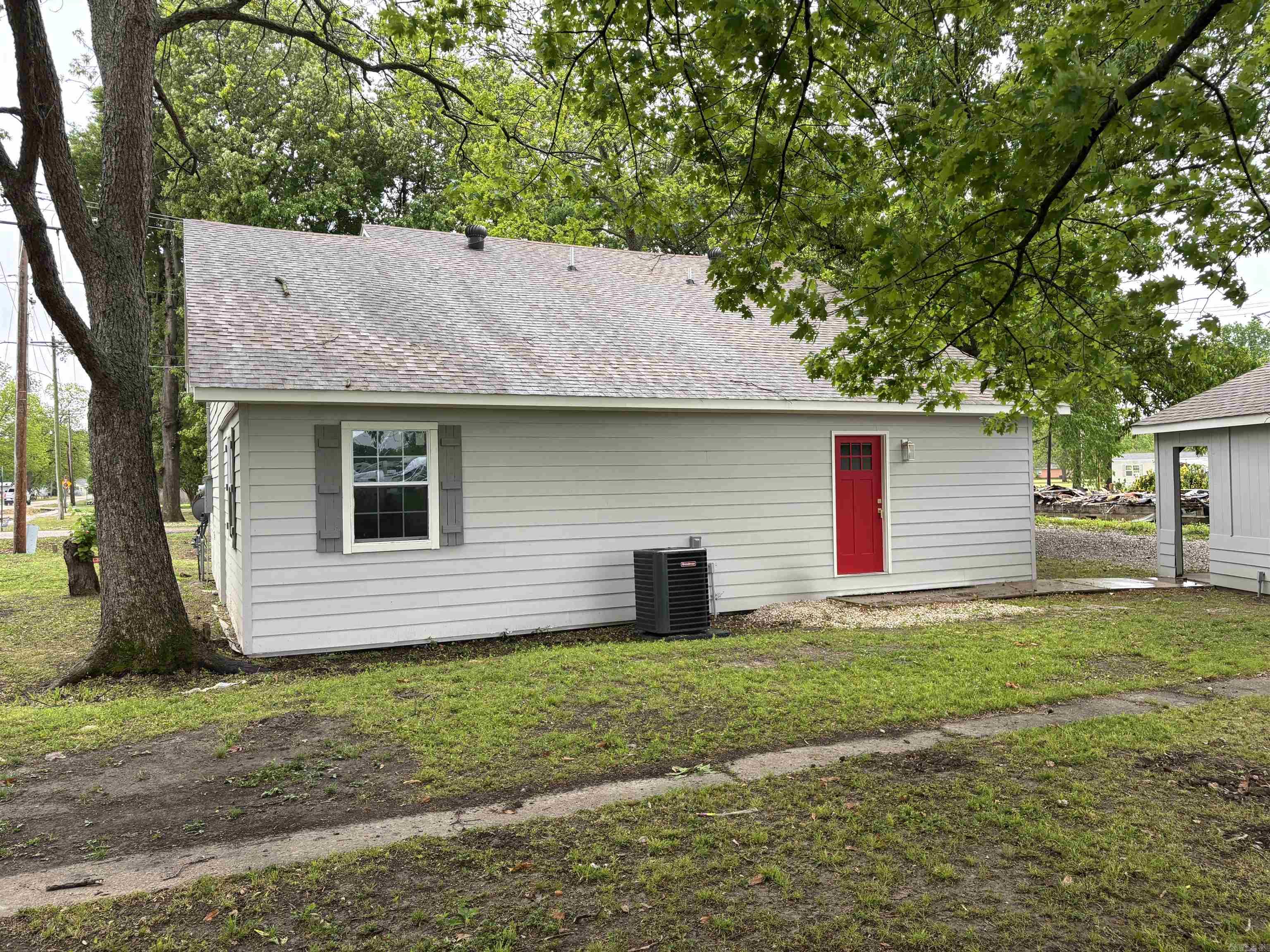 100 Coldren Street Parkin, AR 72373