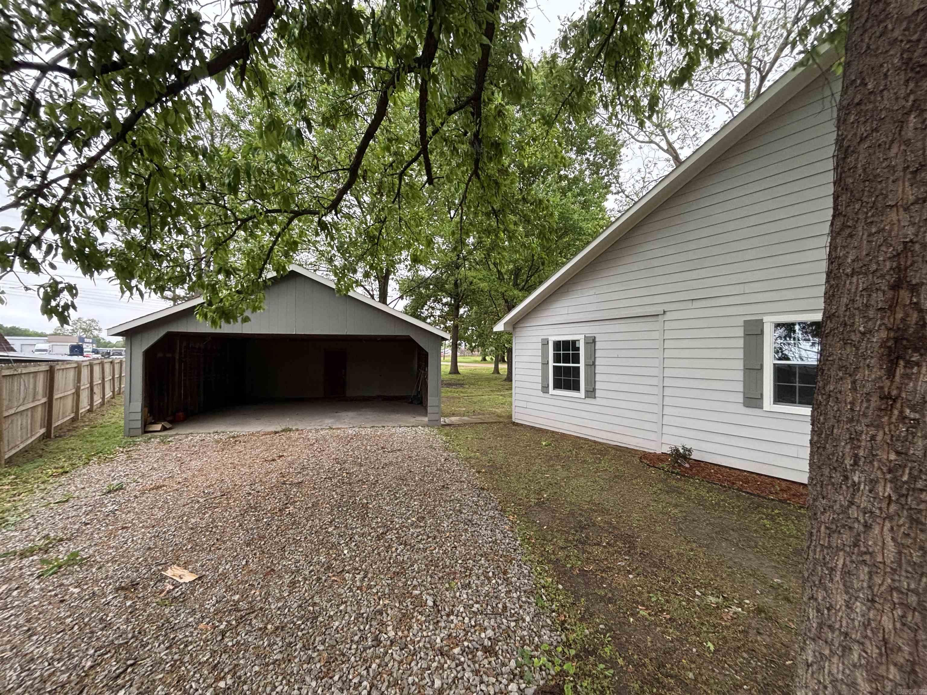 100 Coldren Street Parkin, AR 72373