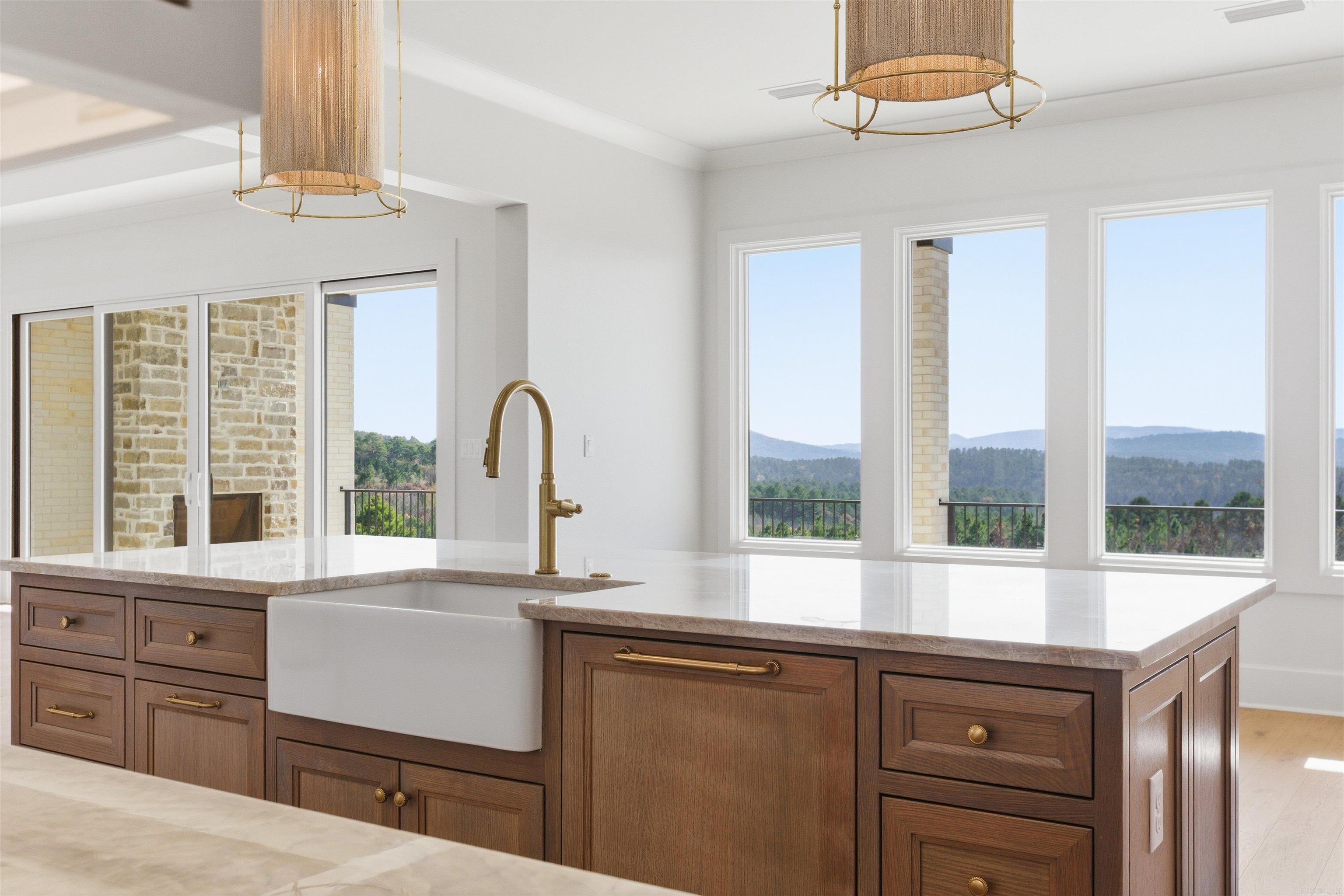 21423 Waterview  Roland, AR