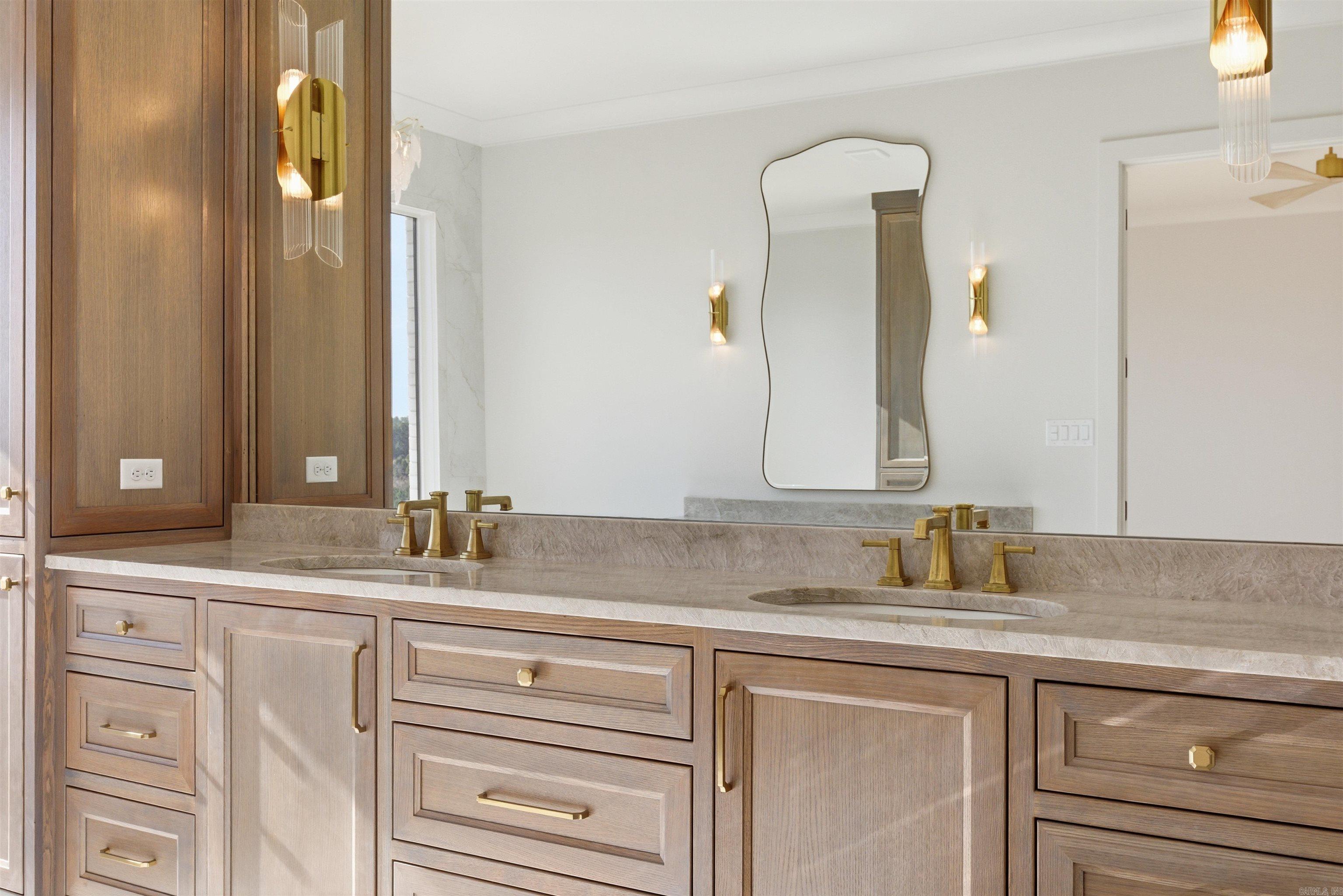 21423 Waterview  Roland, AR