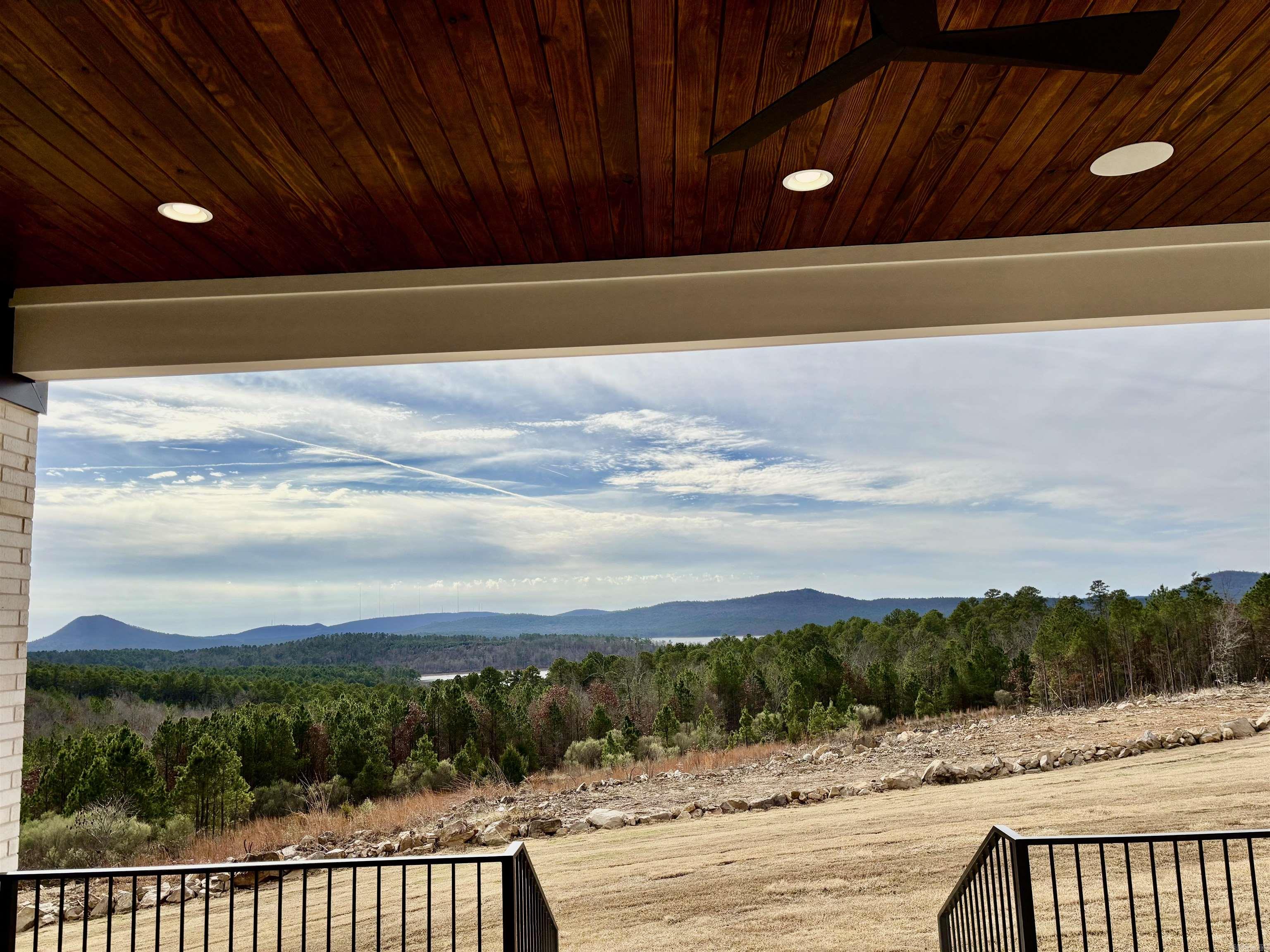 21423 Waterview  Roland, AR