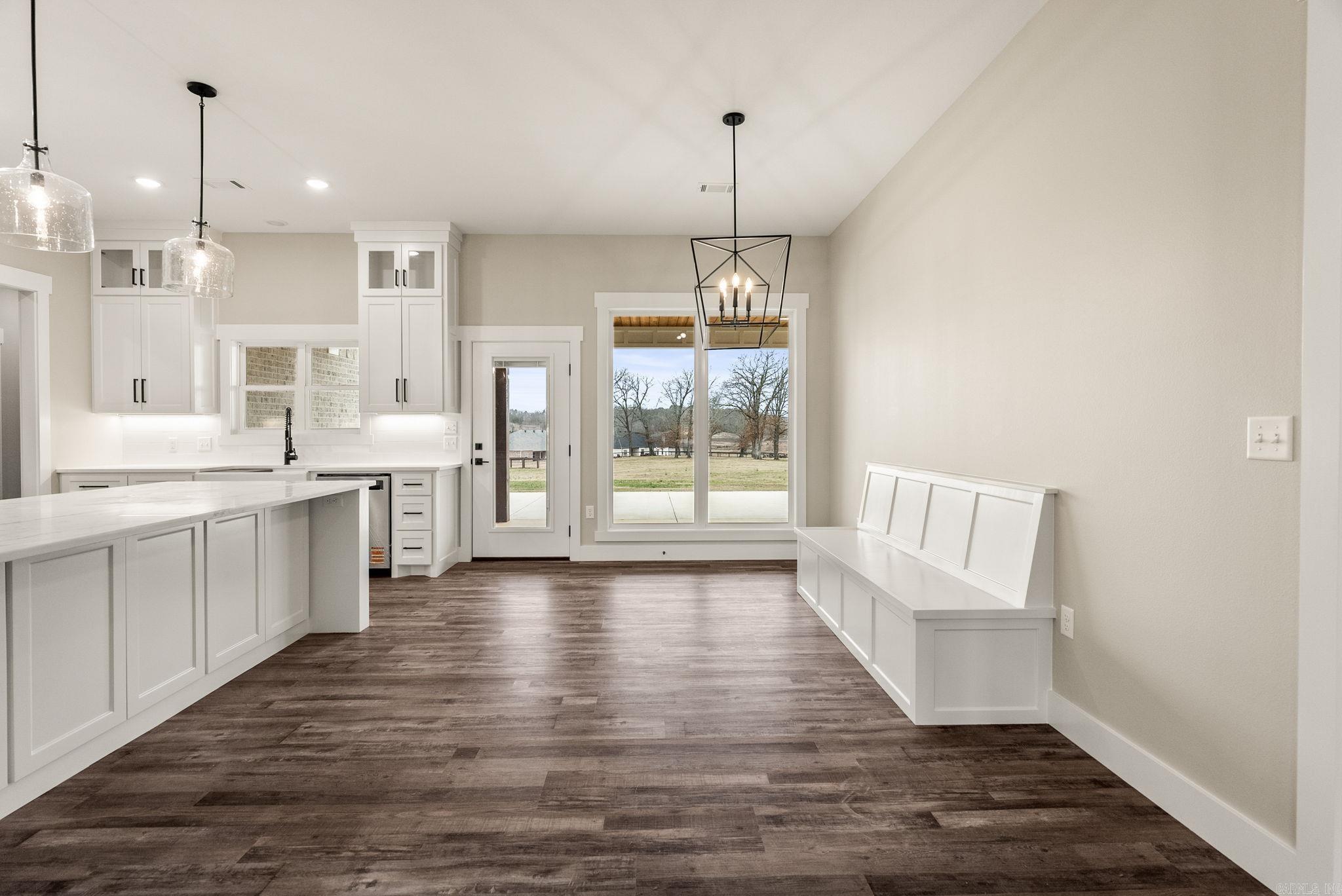 76 Republican Loop  Greenbrier, AR