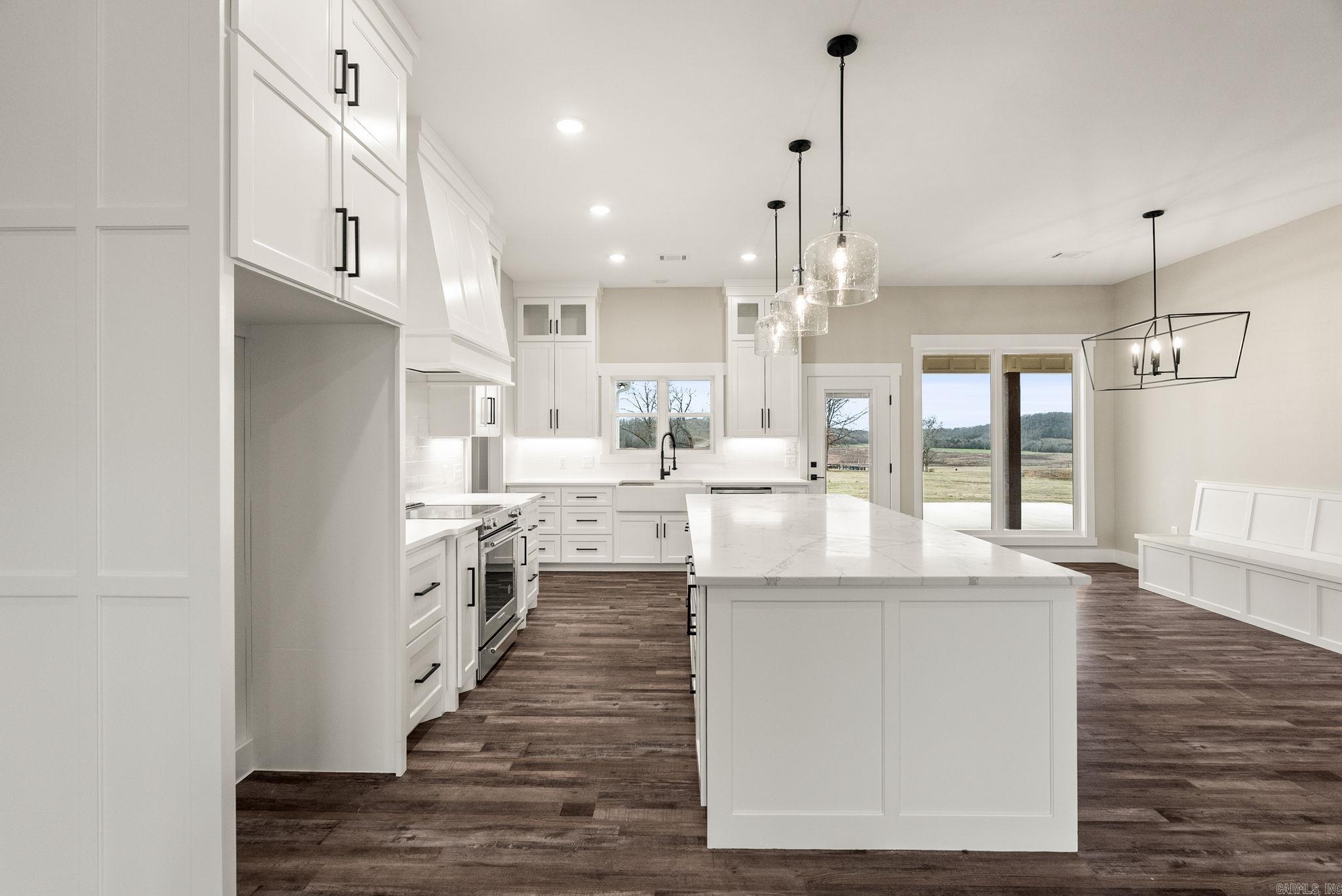 76 Republican Loop  Greenbrier, AR