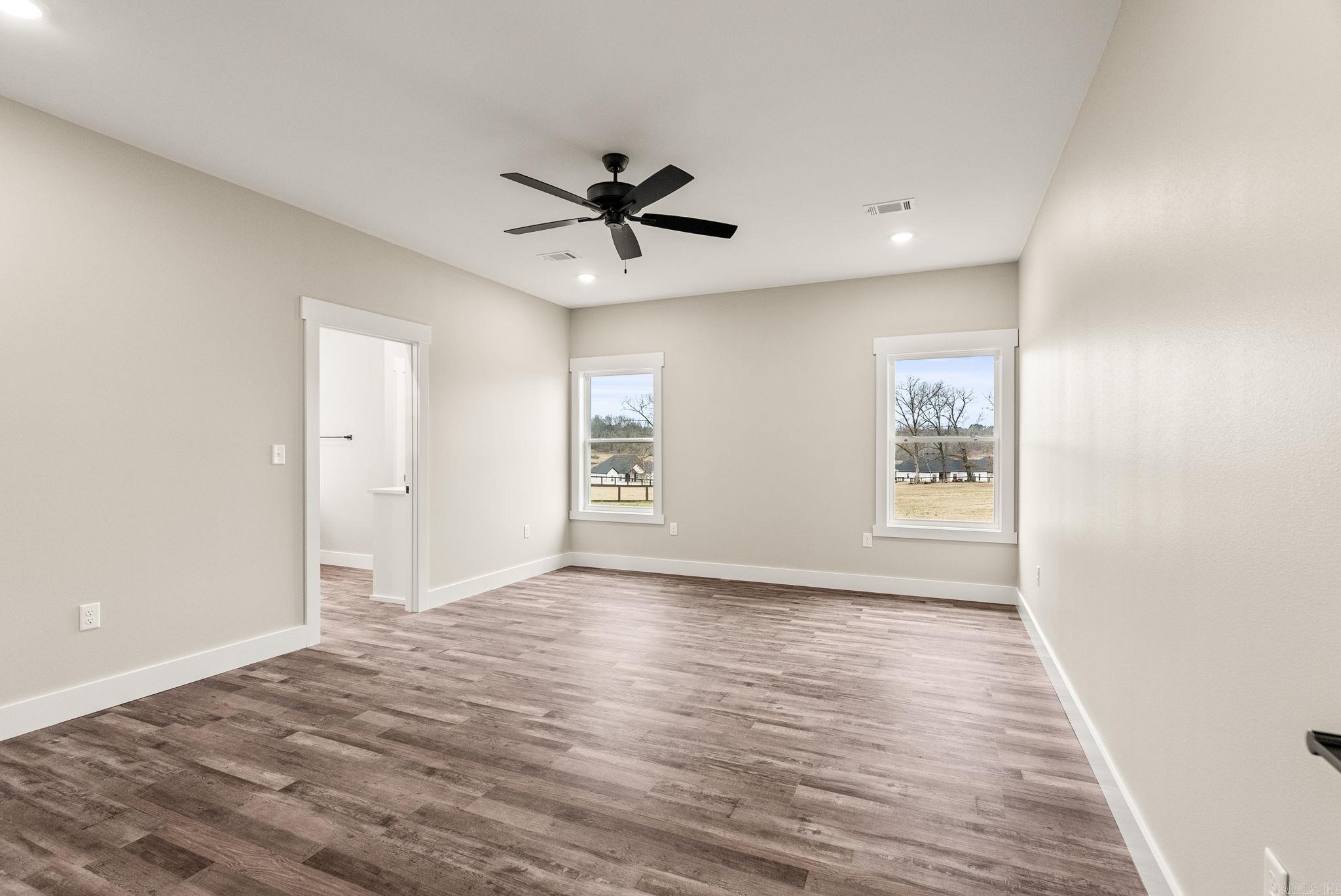 76 Republican Loop  Greenbrier, AR