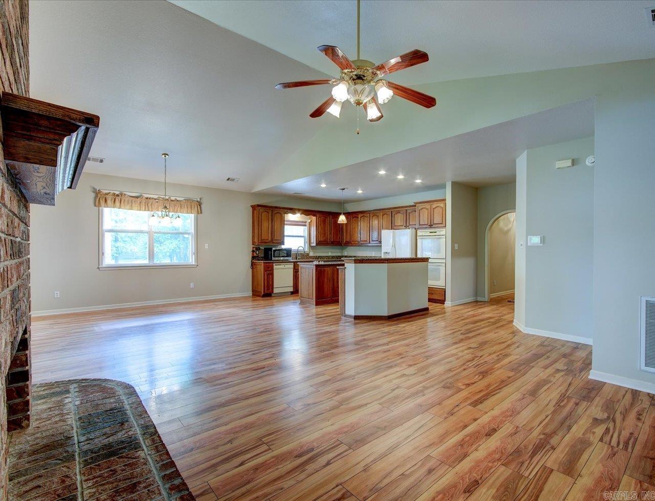 239 Scenic  Hot Springs, AR