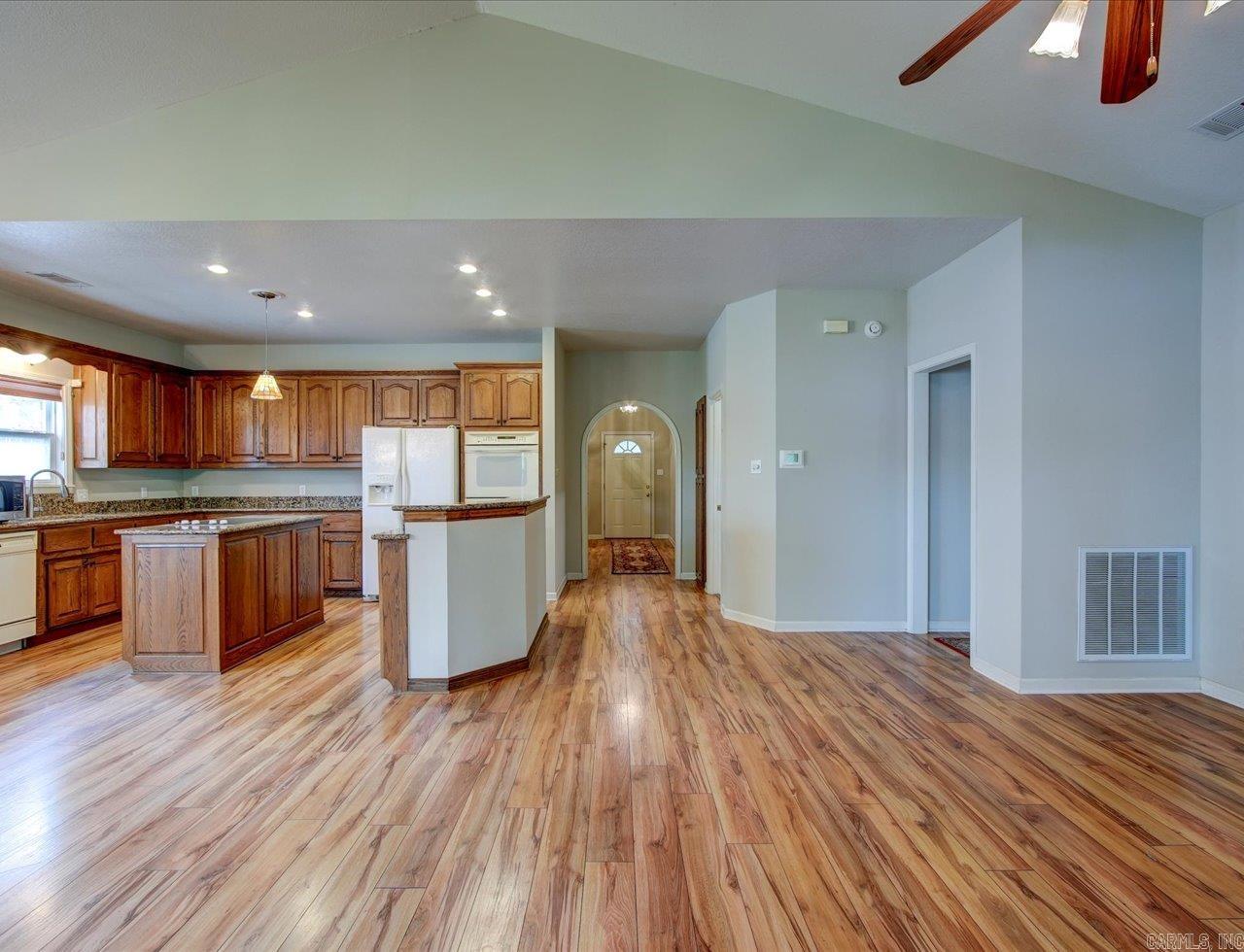 239 Scenic  Hot Springs, AR