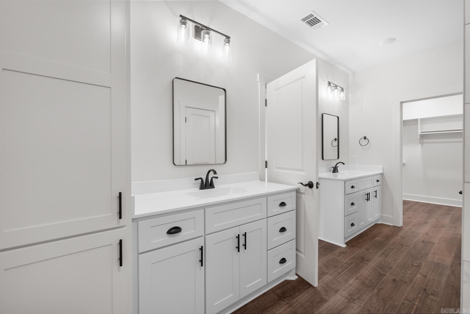 26 High Point  Greenbrier, AR