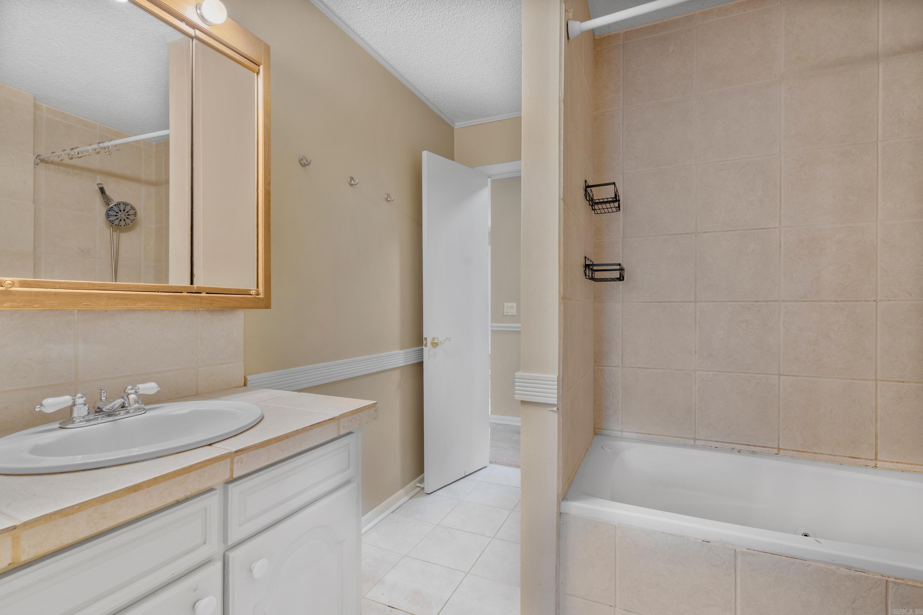 19 Vaqueria  Hot Springs Village, AR