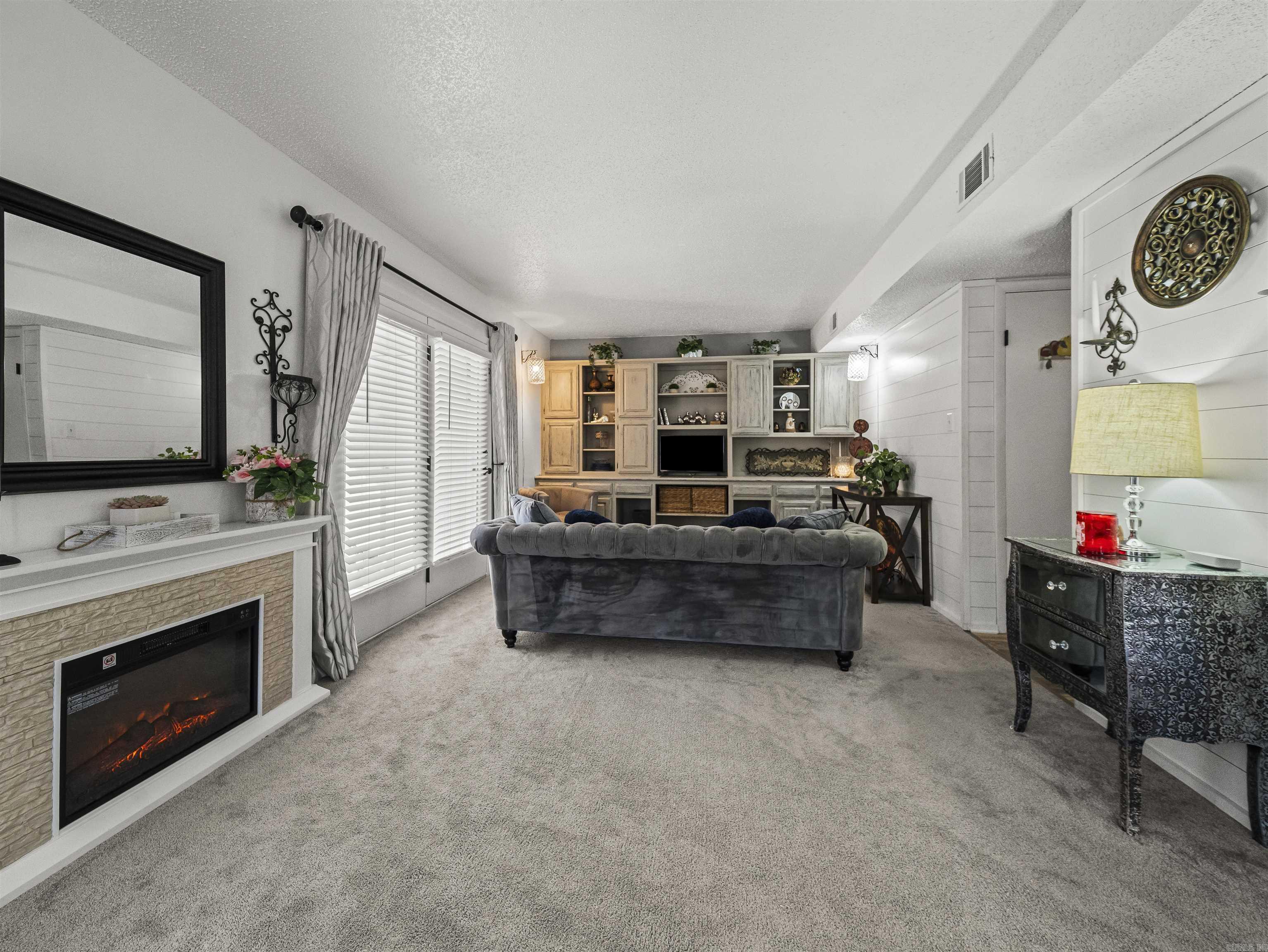 200 Gaucho  Hot Springs Village, AR