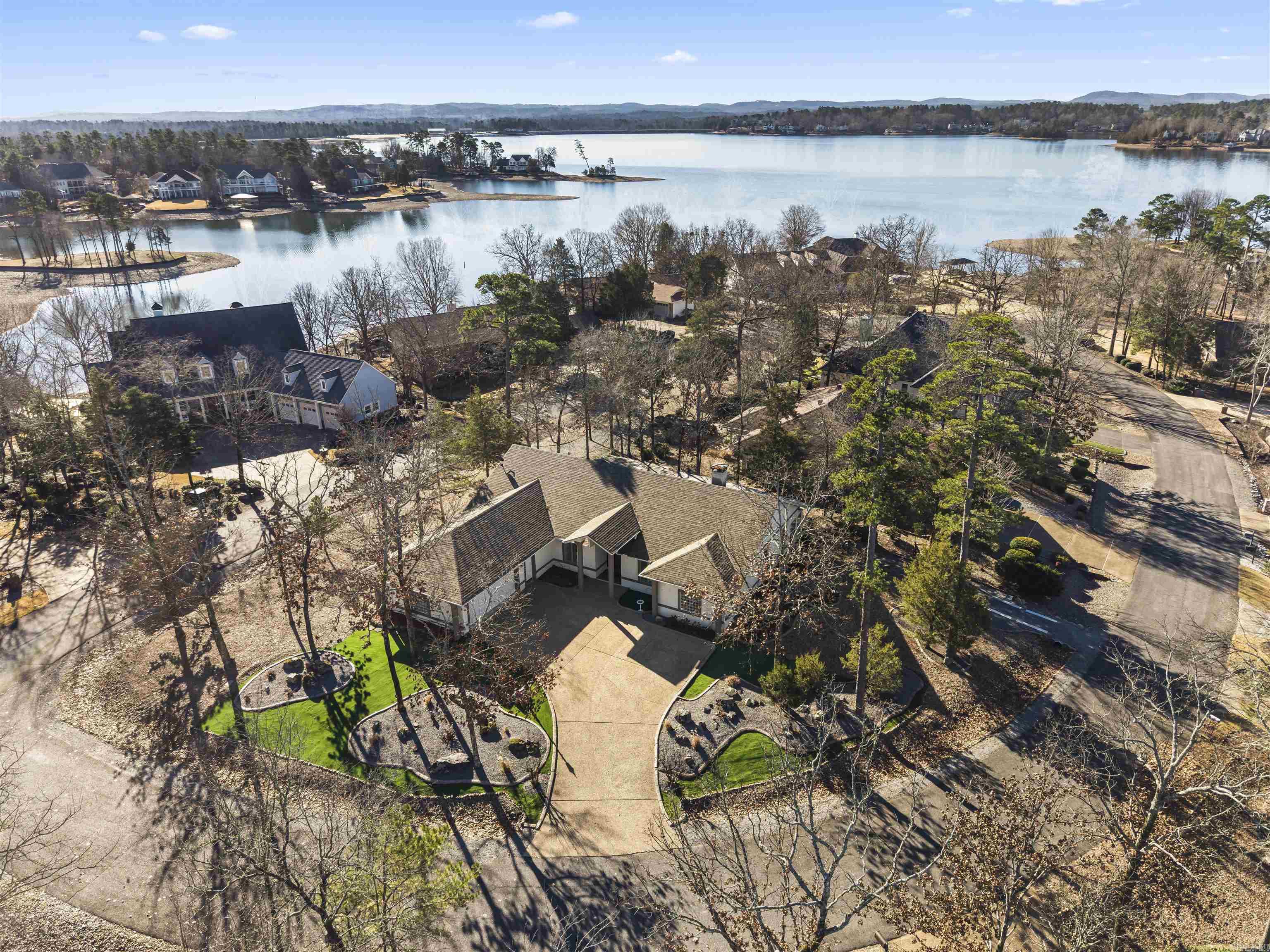 7 Resplandor  Hot Springs Village, AR