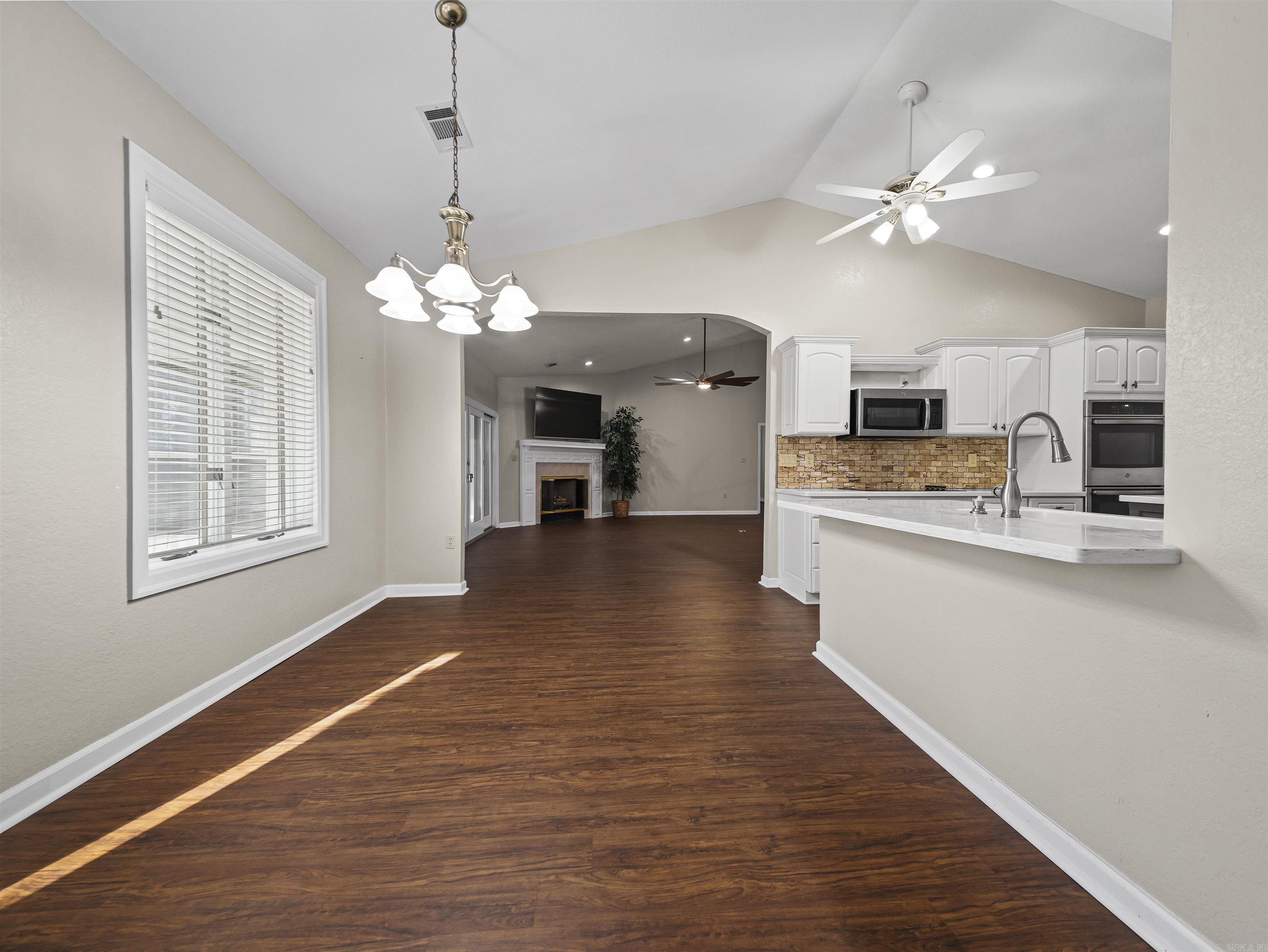 7 Resplandor  Hot Springs Village, AR