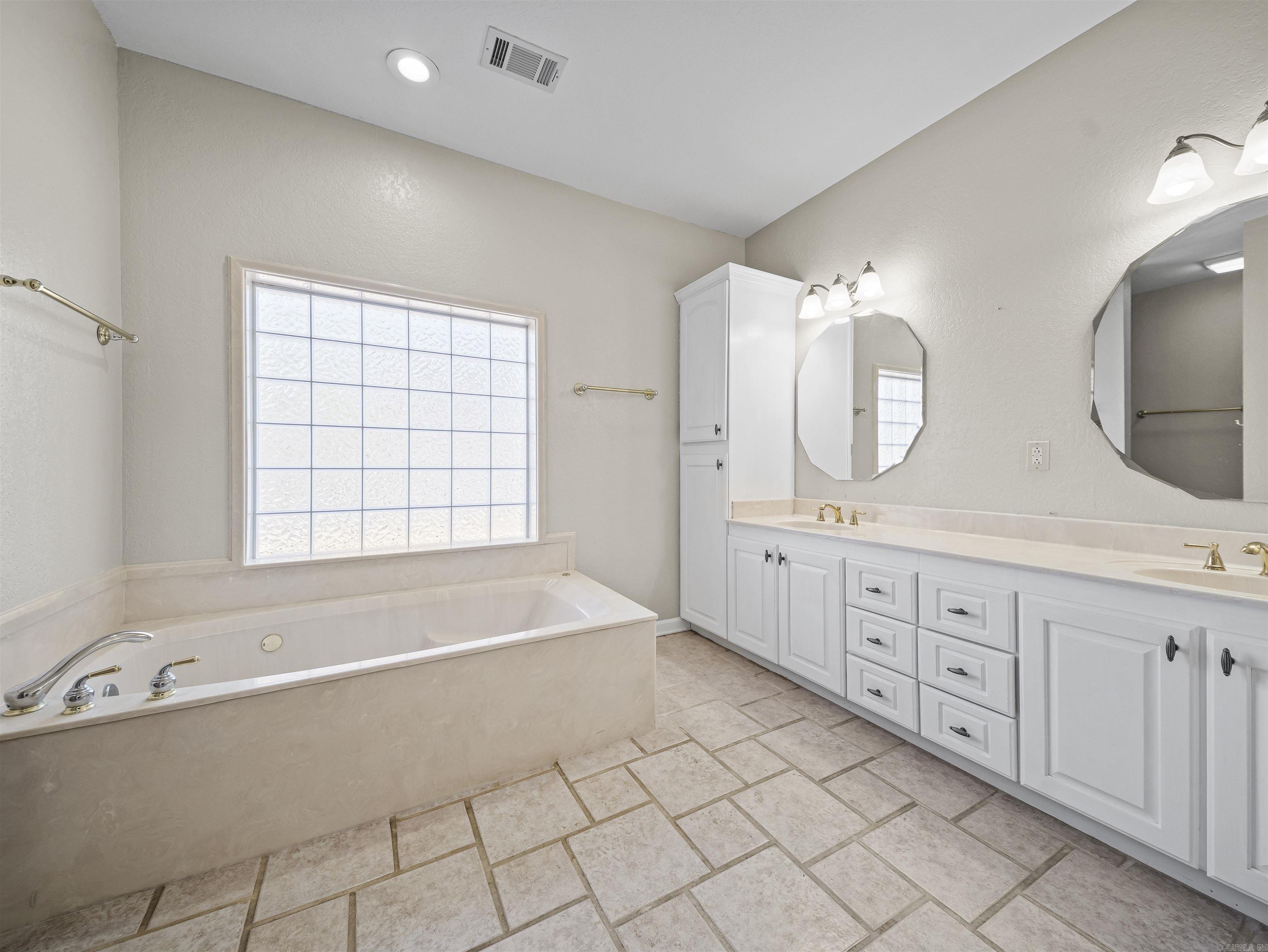 7 Resplandor  Hot Springs Village, AR