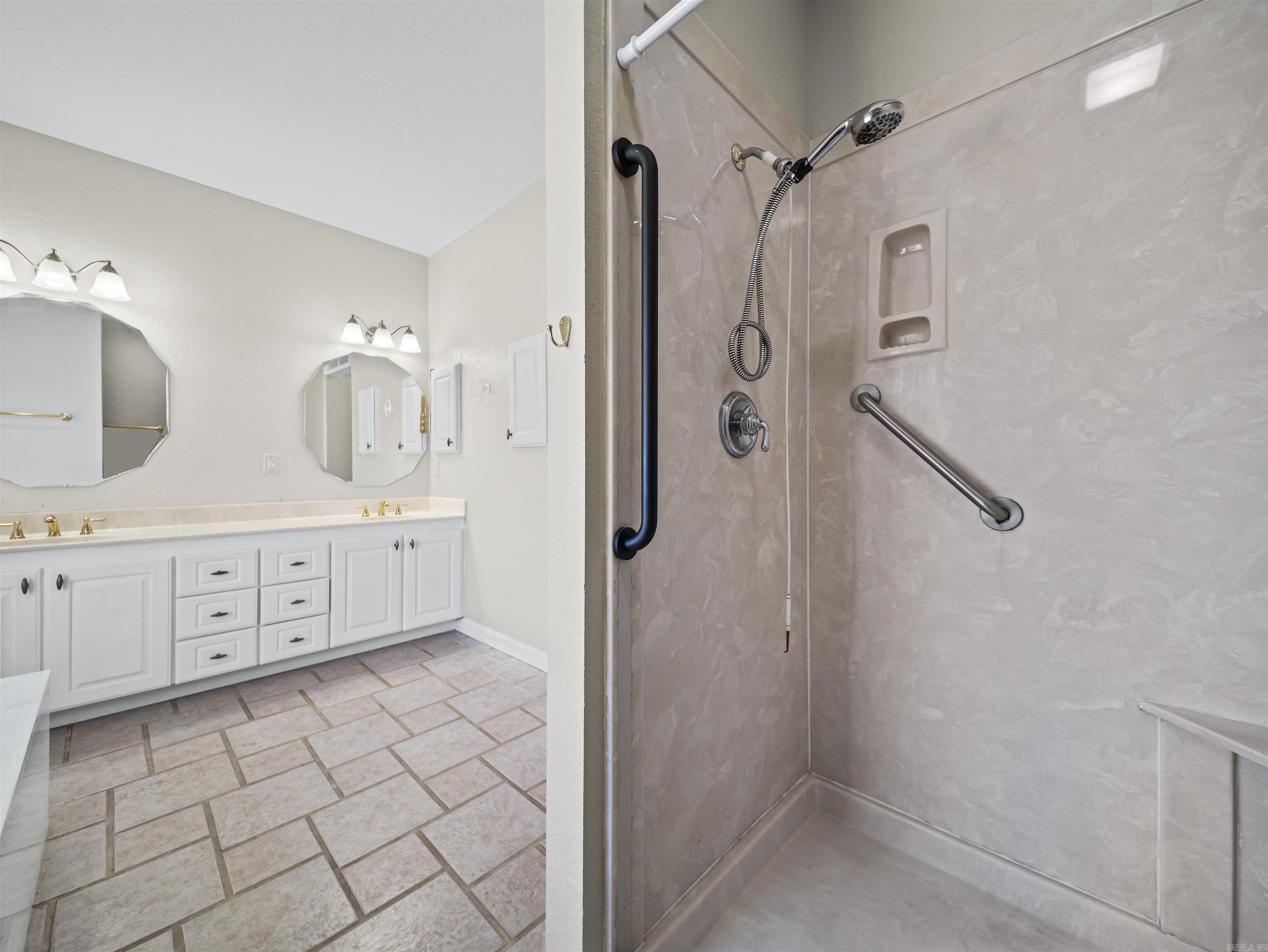 7 Resplandor  Hot Springs Village, AR