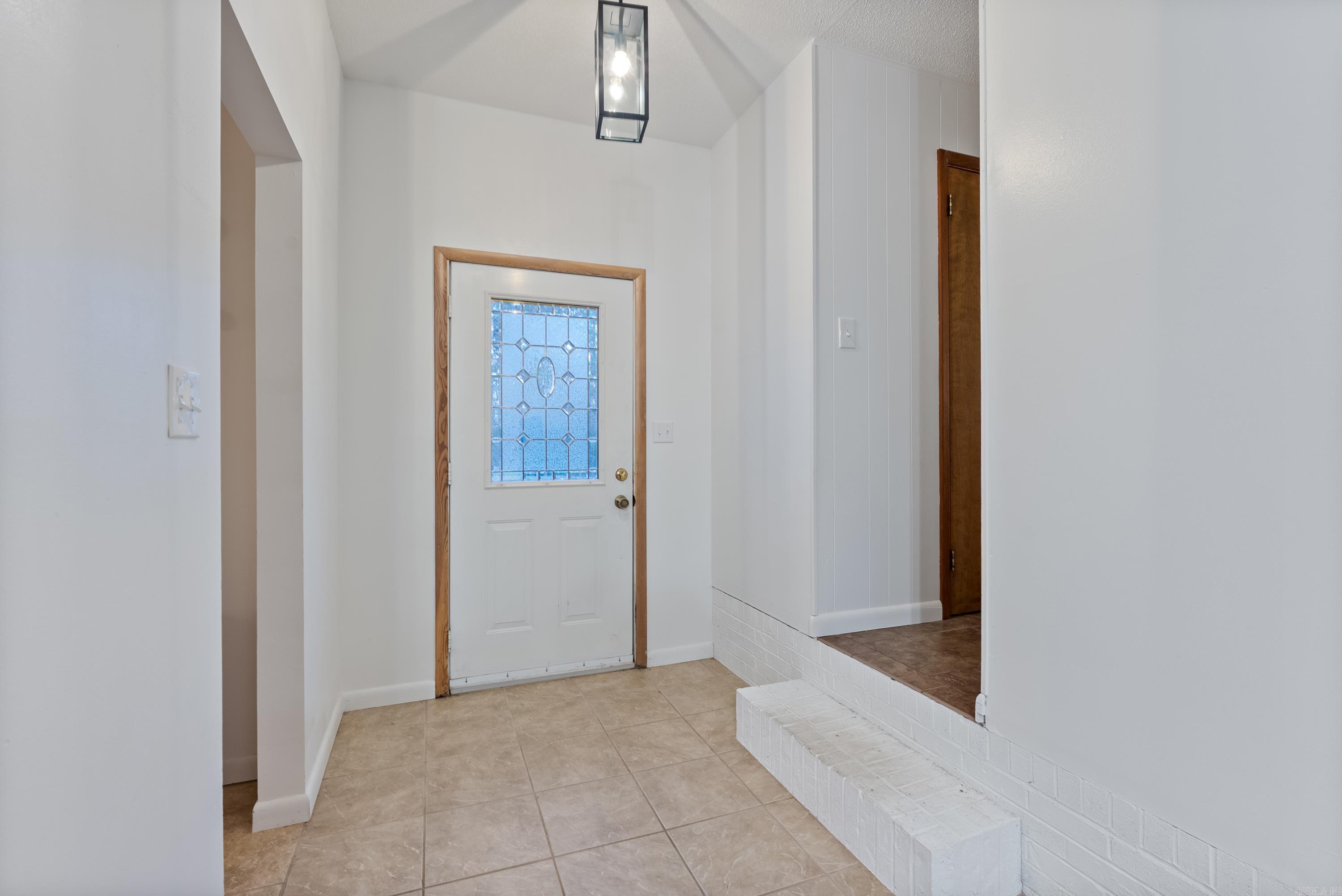 341 Douglas  Clinton, AR