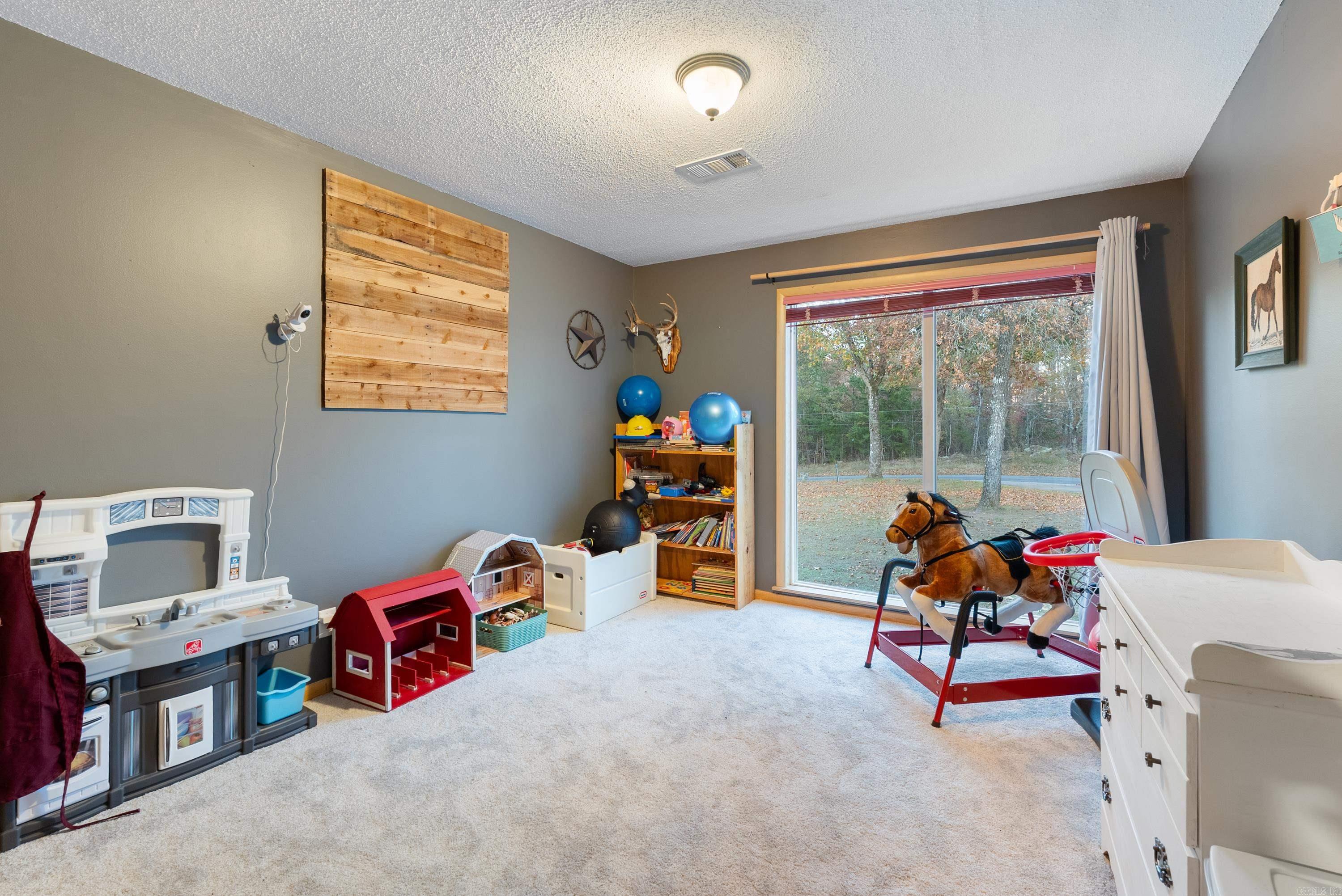 341 Douglas  Clinton, AR