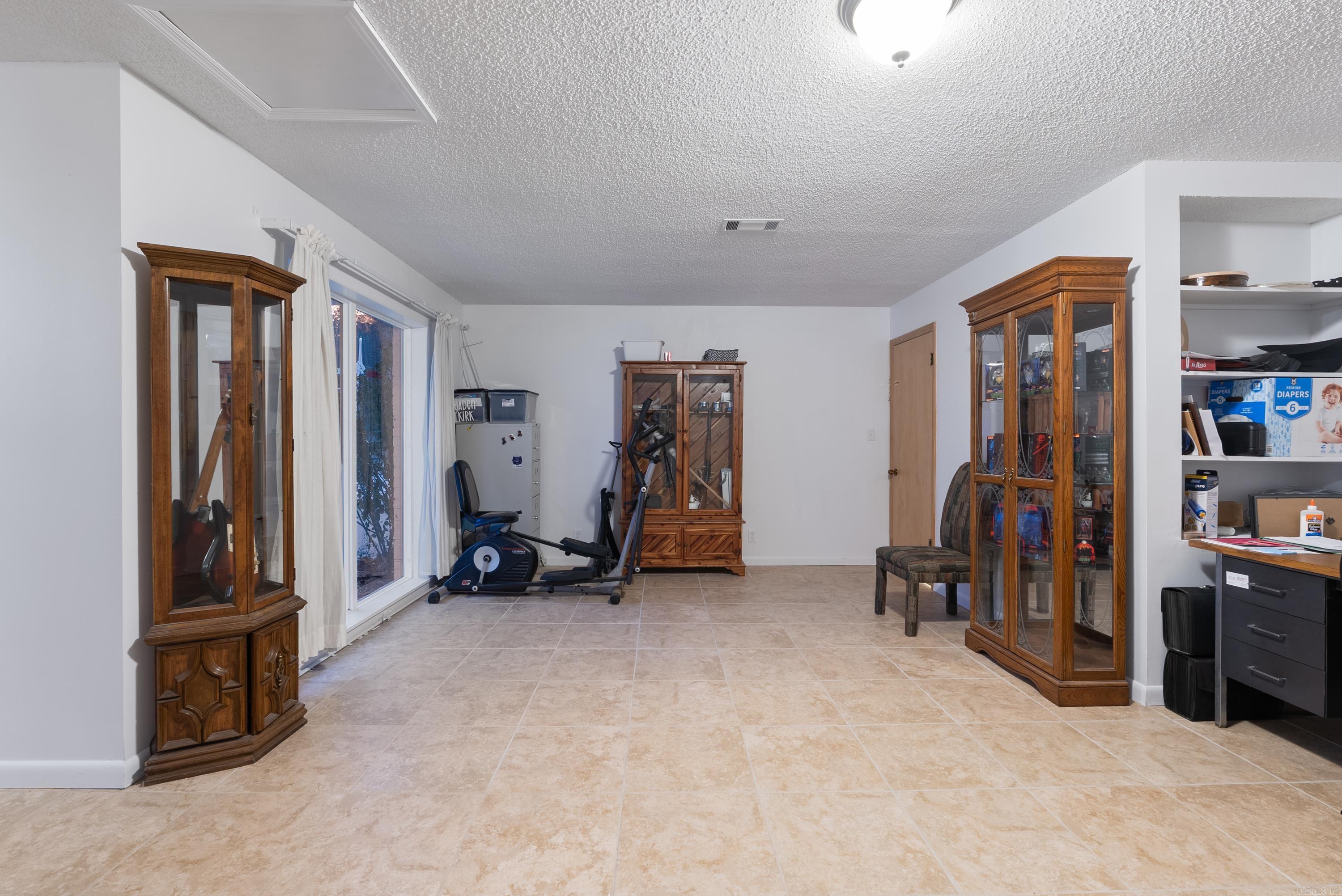 341 Douglas  Clinton, AR