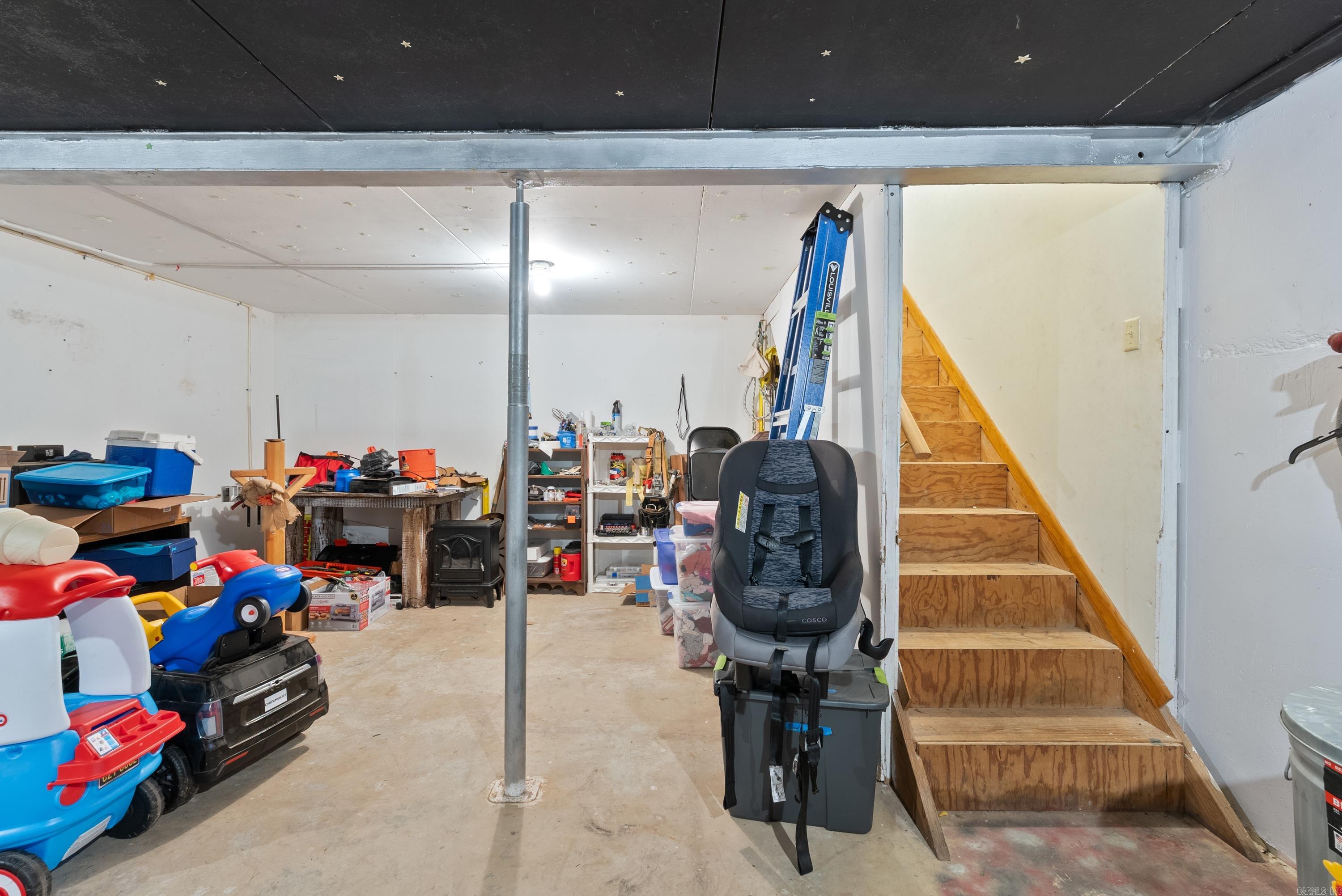 341 Douglas  Clinton, AR