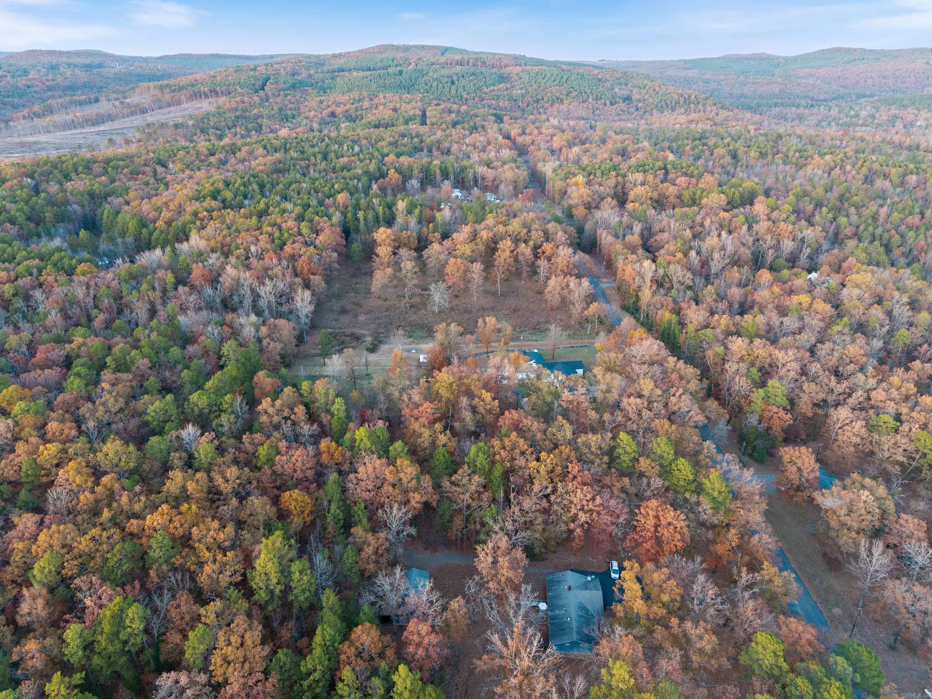 341 Douglas  Clinton, AR