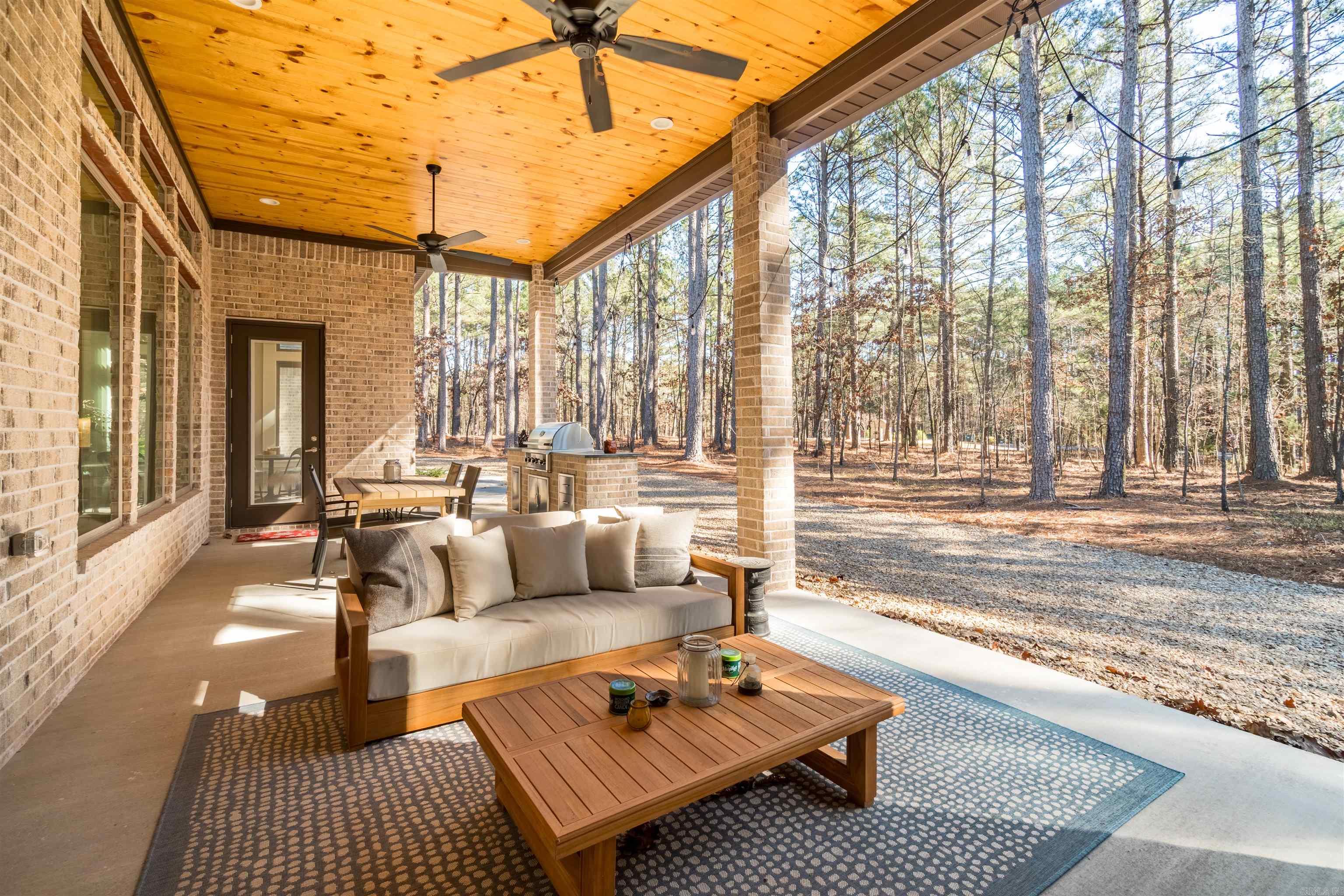 1 Estado  Hot Springs Village, AR