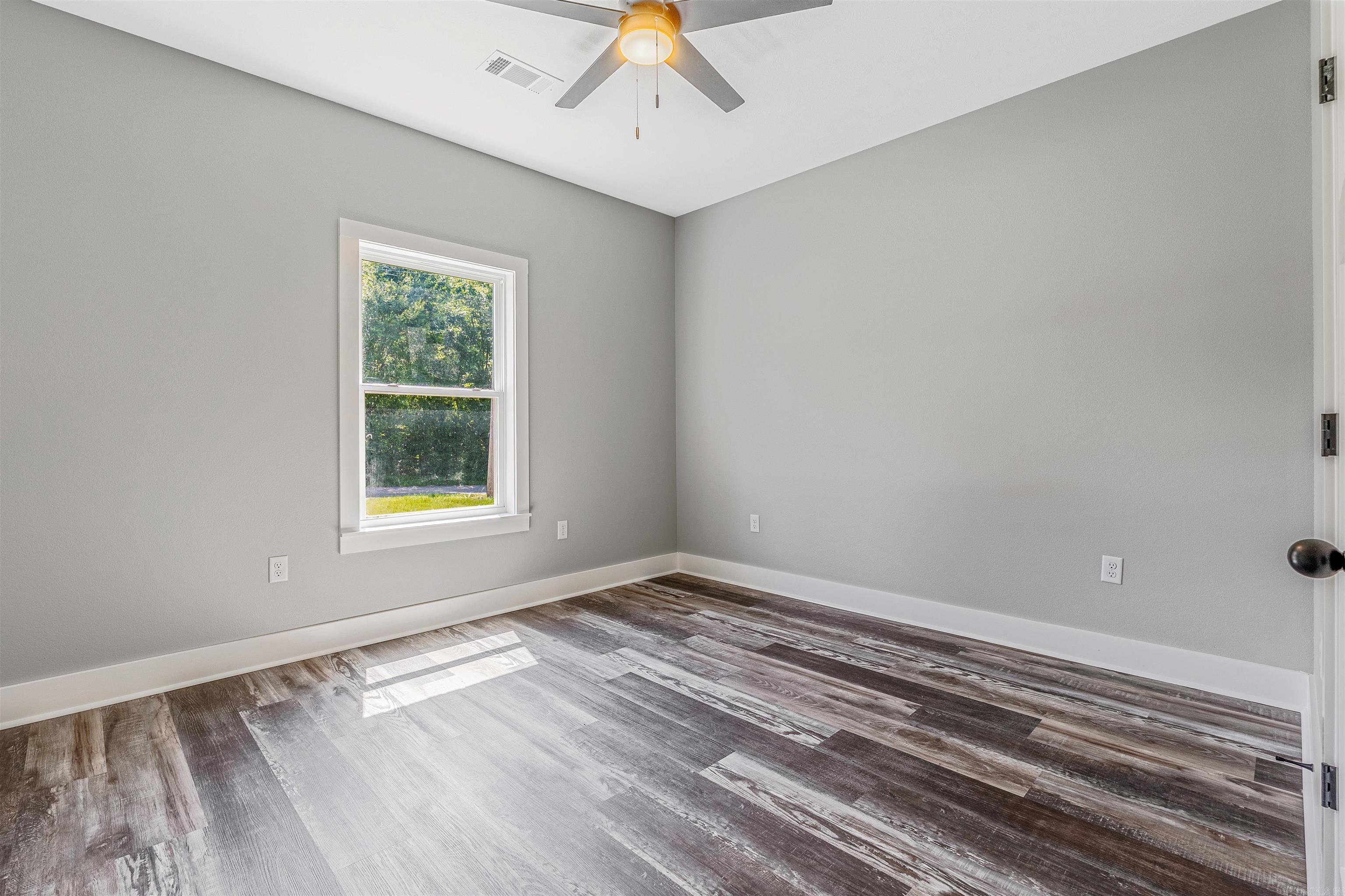 19 Mountain Grove Greenbrier, AR 72058