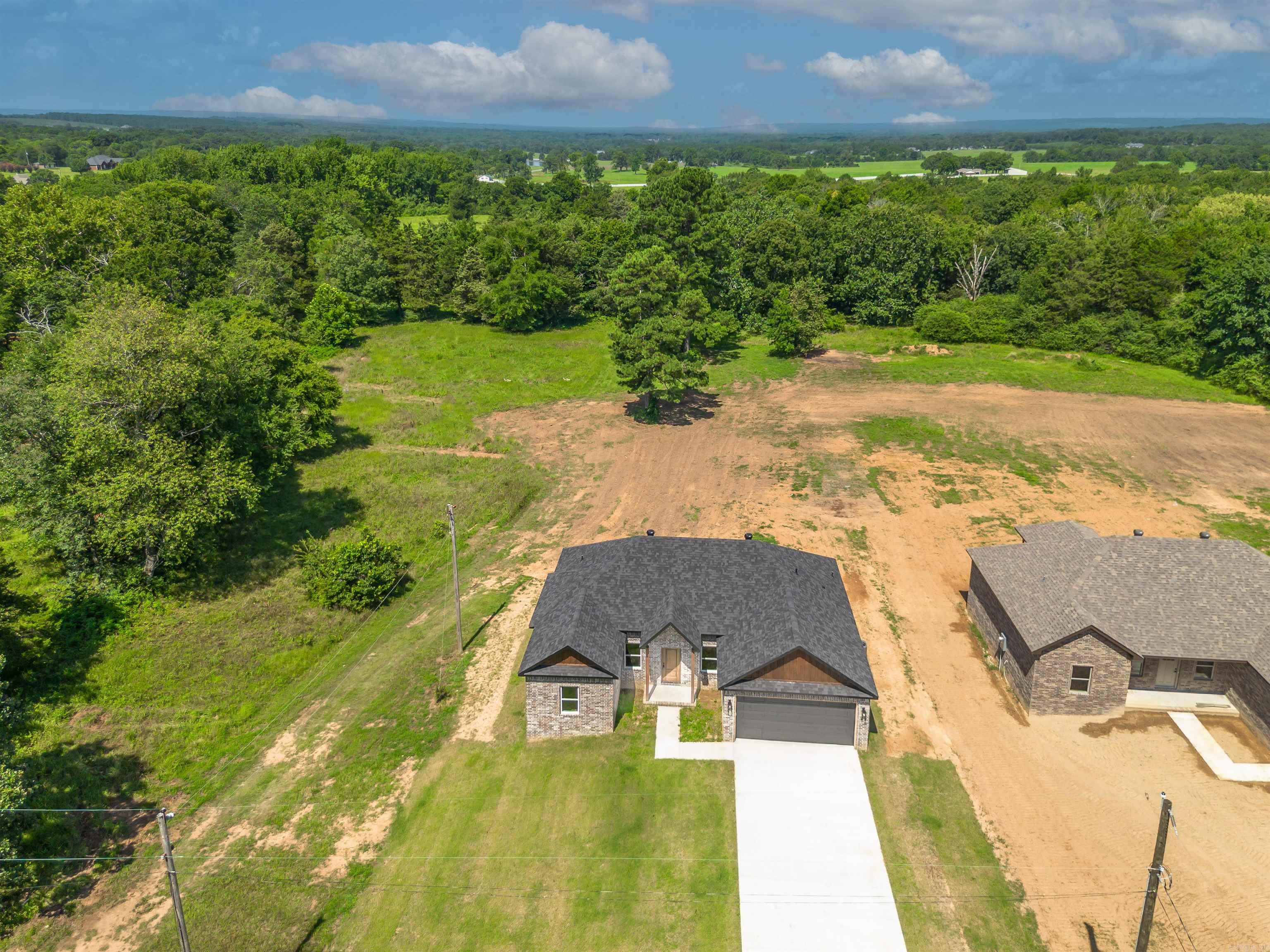 19 Mountain Grove Greenbrier, AR 72058