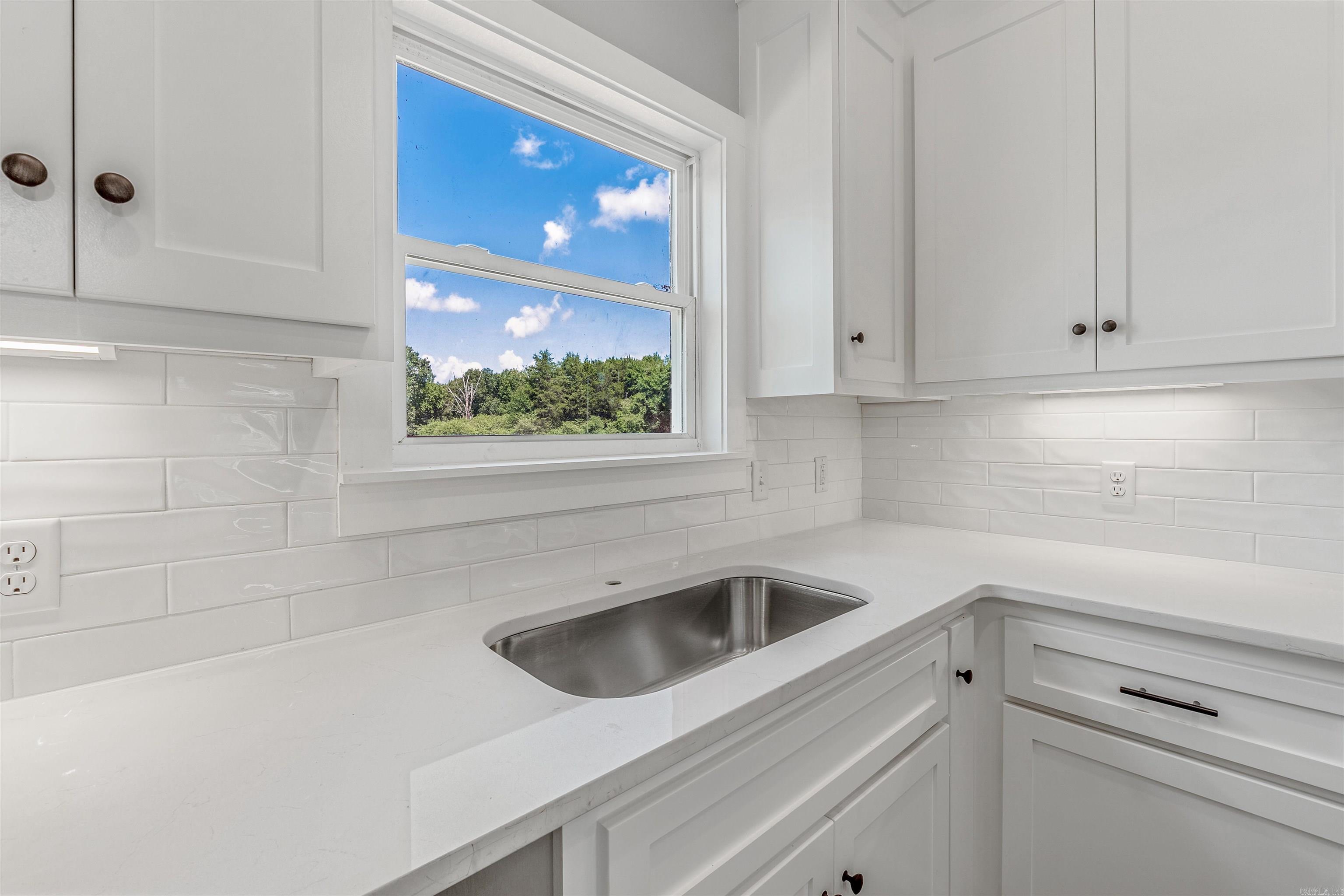 19 Mountain Grove Greenbrier, AR 72058