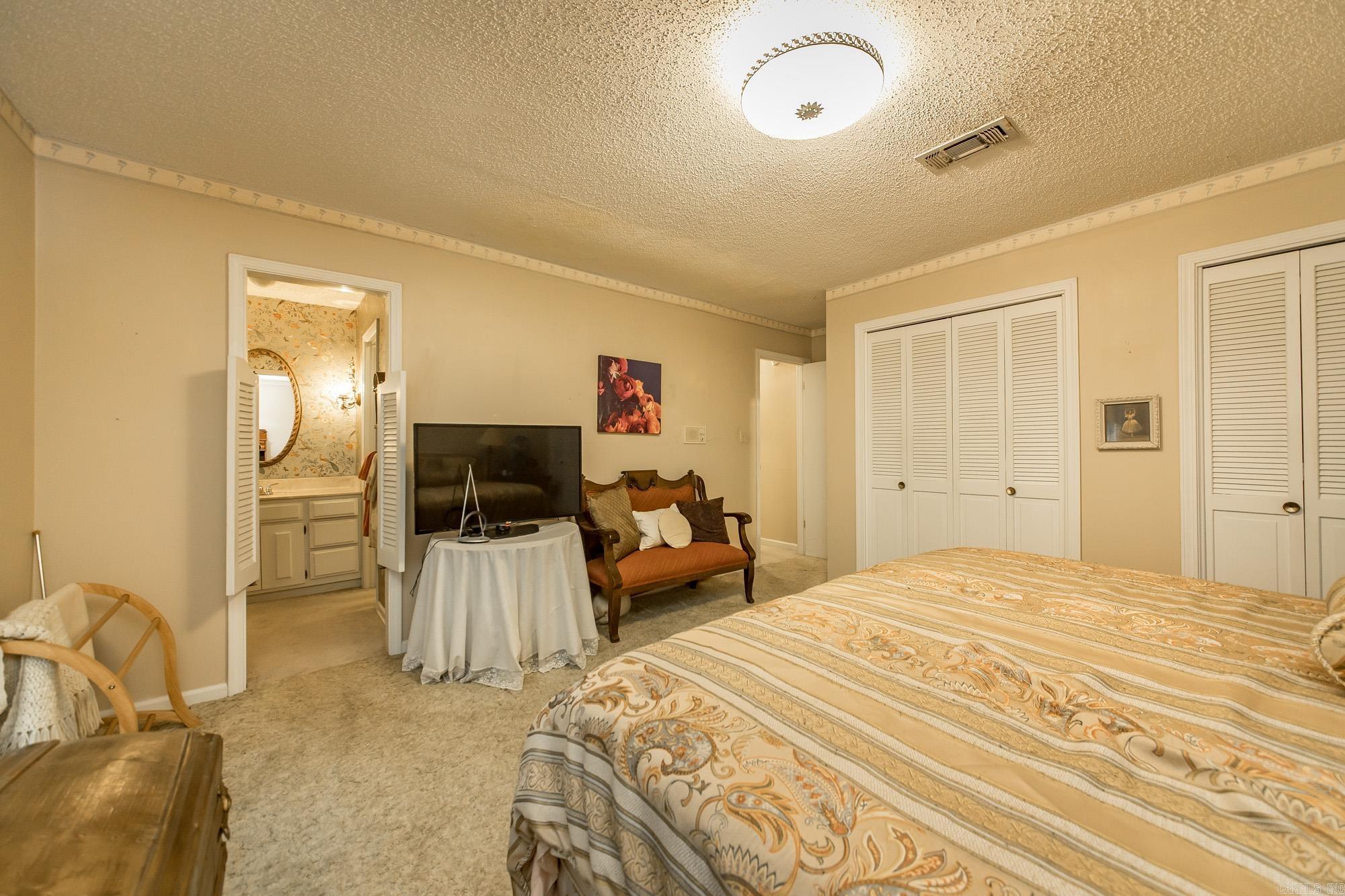 203 Cottonwood Drive England, AR 72046