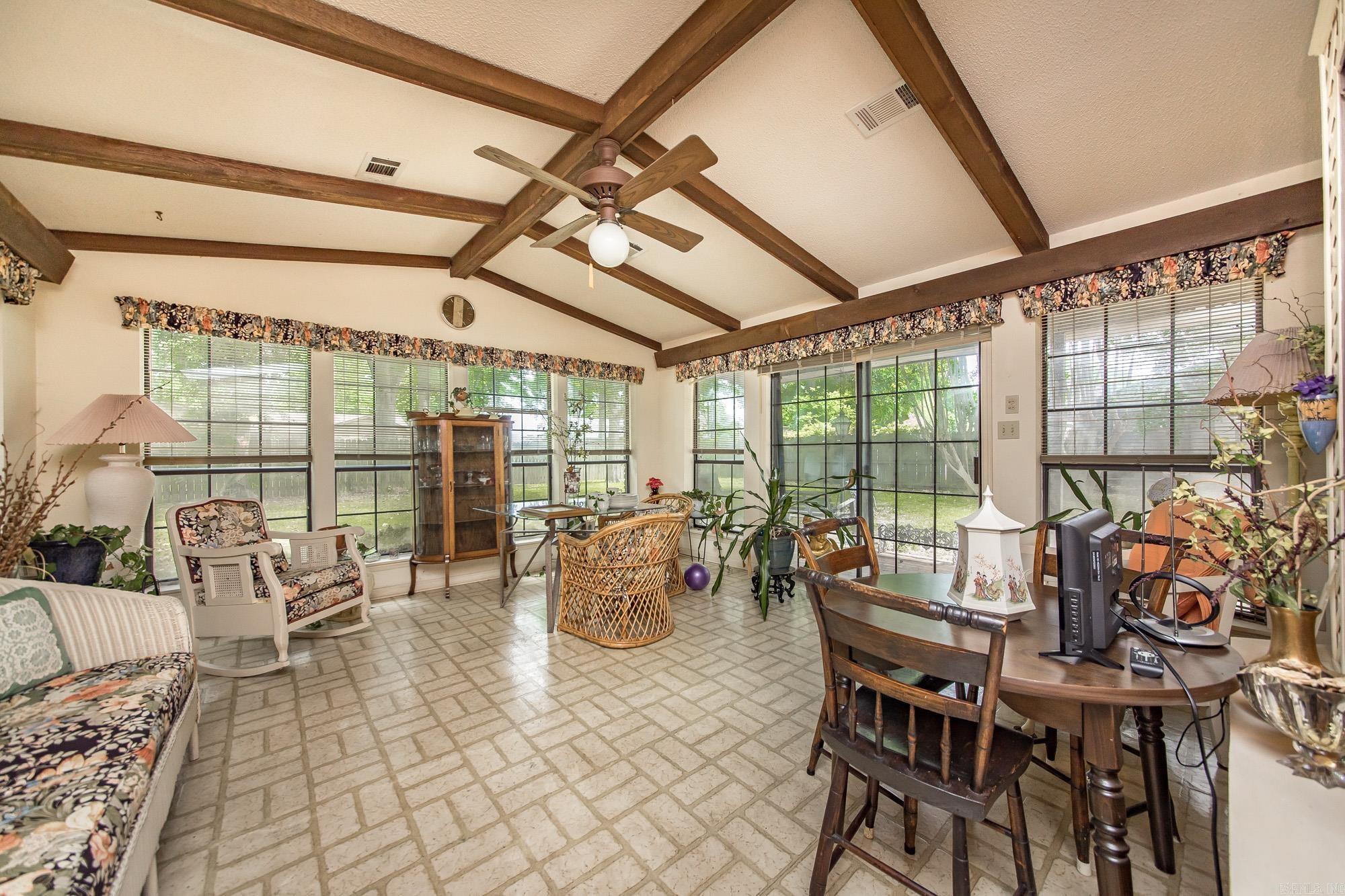 203 Cottonwood Drive England, AR 72046
