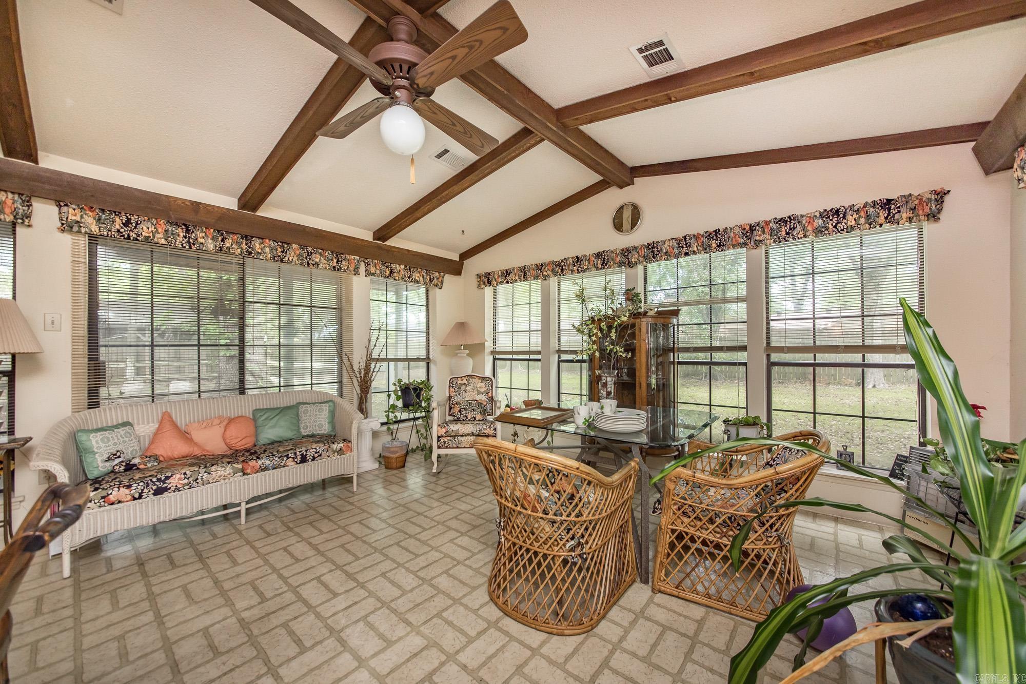 203 Cottonwood Drive England, AR 72046